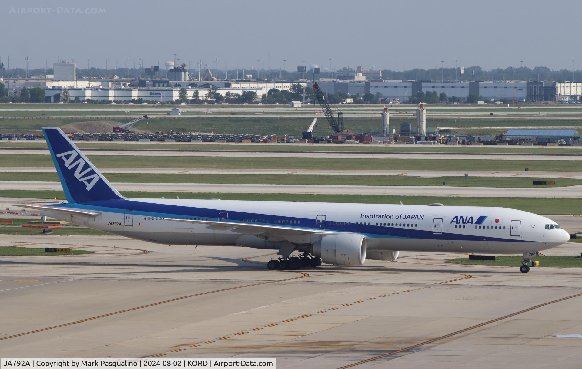 JA792A, 2015 Boeing 777-381/ER C/N 60381, Boeing 777-381/ER