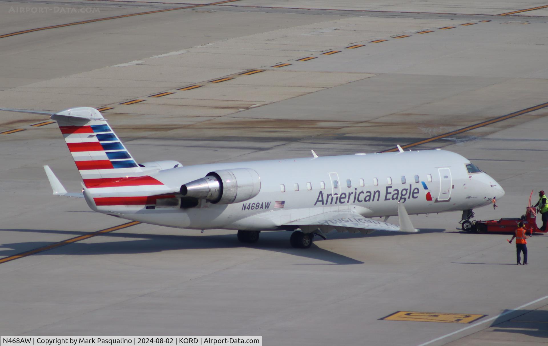 N468AW, 2004 Bombardier CRJ-200LR (CL-600-2B19) C/N 7916, CL-600-2B19