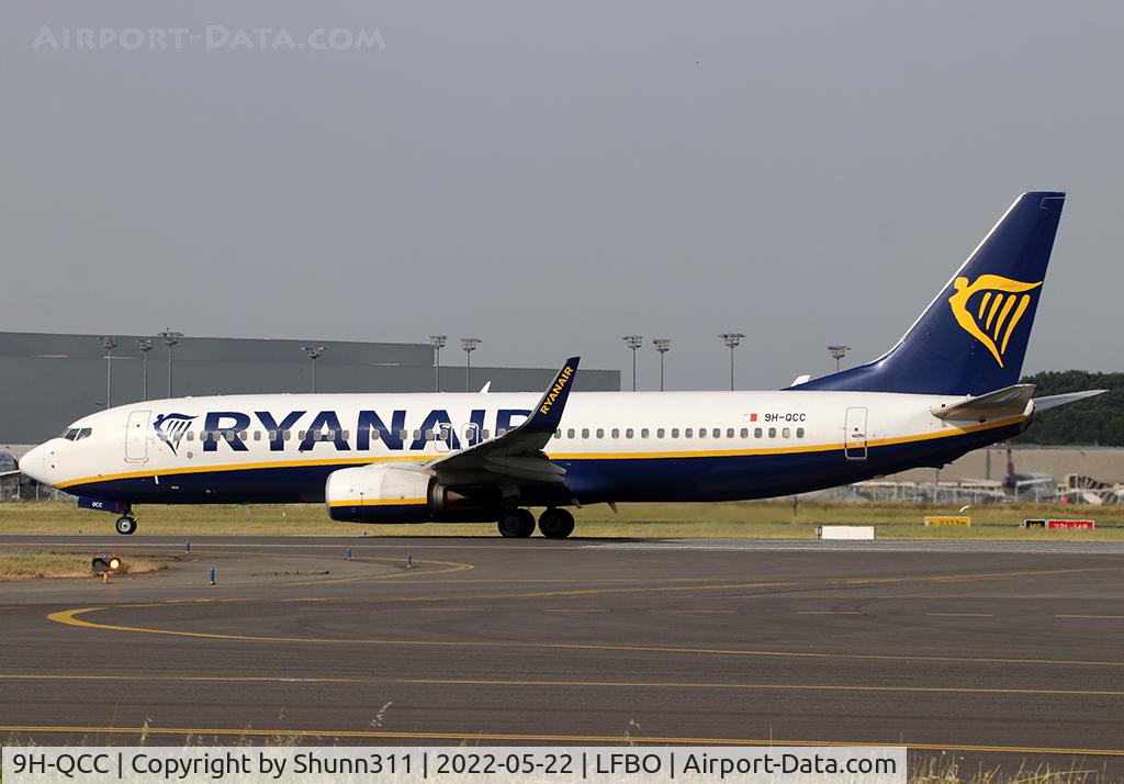 9H-QCC, 2016 Boeing 737-8AS C/N 44718, Ready for take off from rwy 14L
