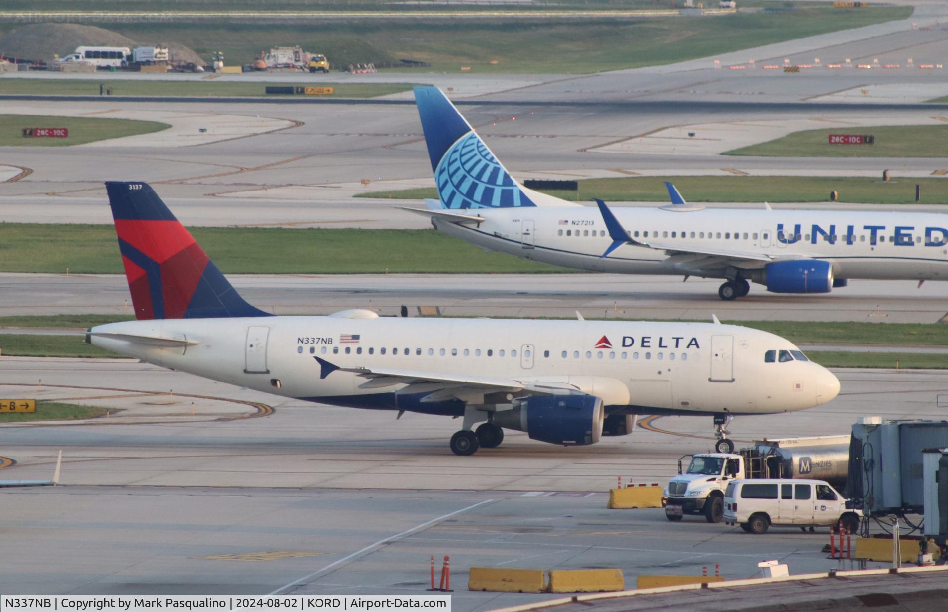 N337NB, 2002 Airbus A319-114 C/N 1685, Airbus A319-114