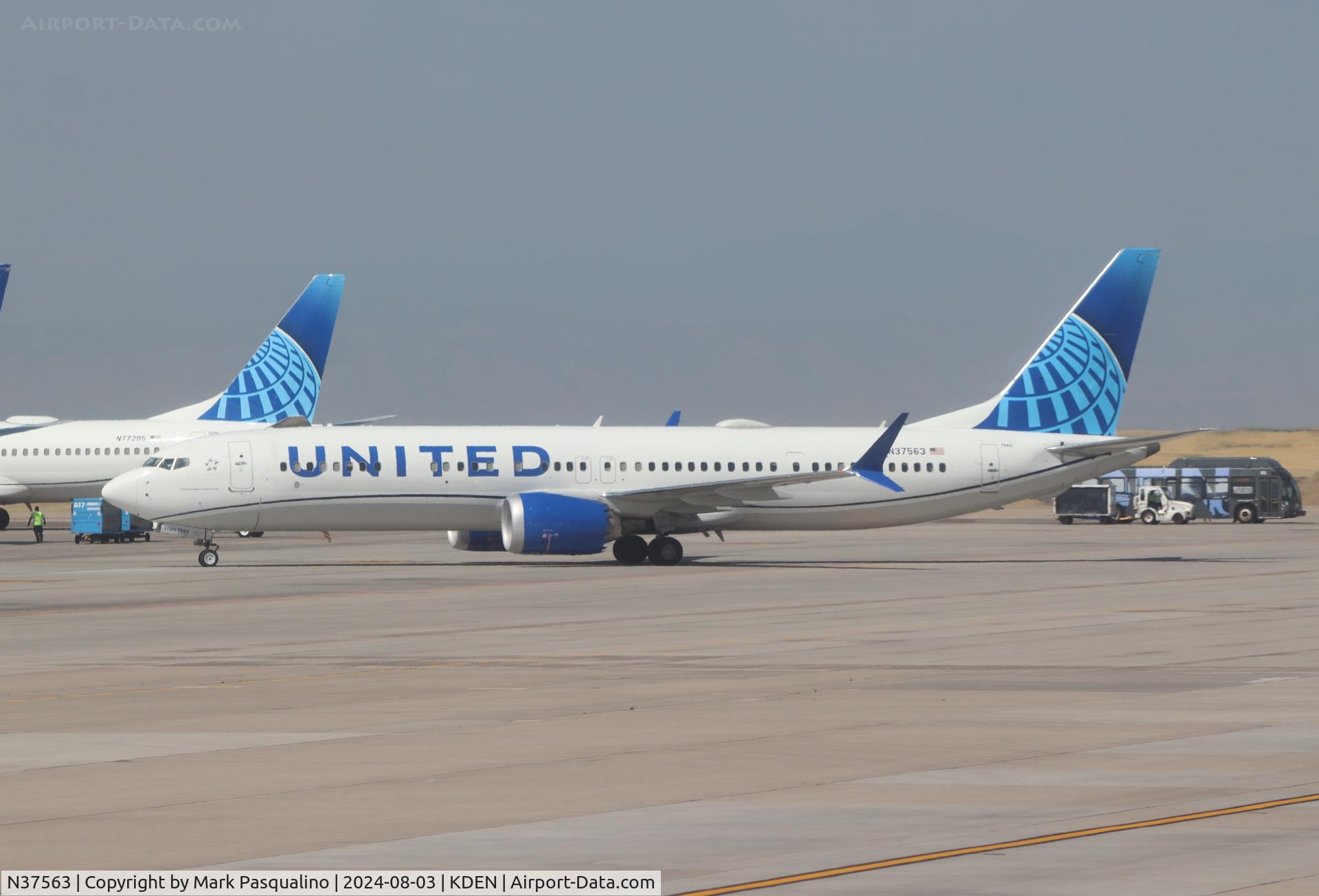 N37563, 2023 Boeing 737-9 MAX C/N 67187, Boeing 737-9 MAX