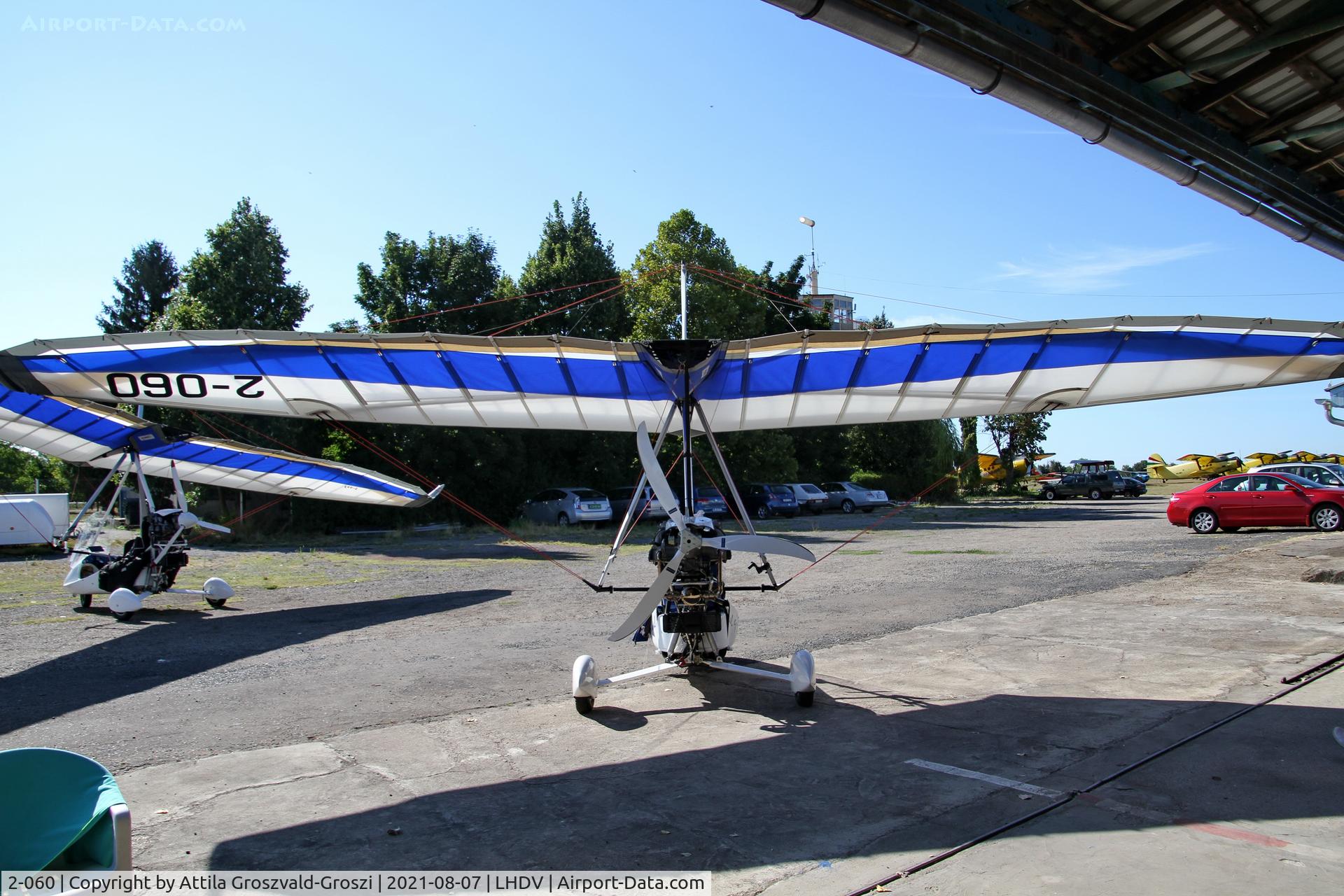 2-060, Drachen Studios Kecur Royal 912 / Air Création BioniX, LHDV - Dunaújváros-Kisapostag Airport, Hungary