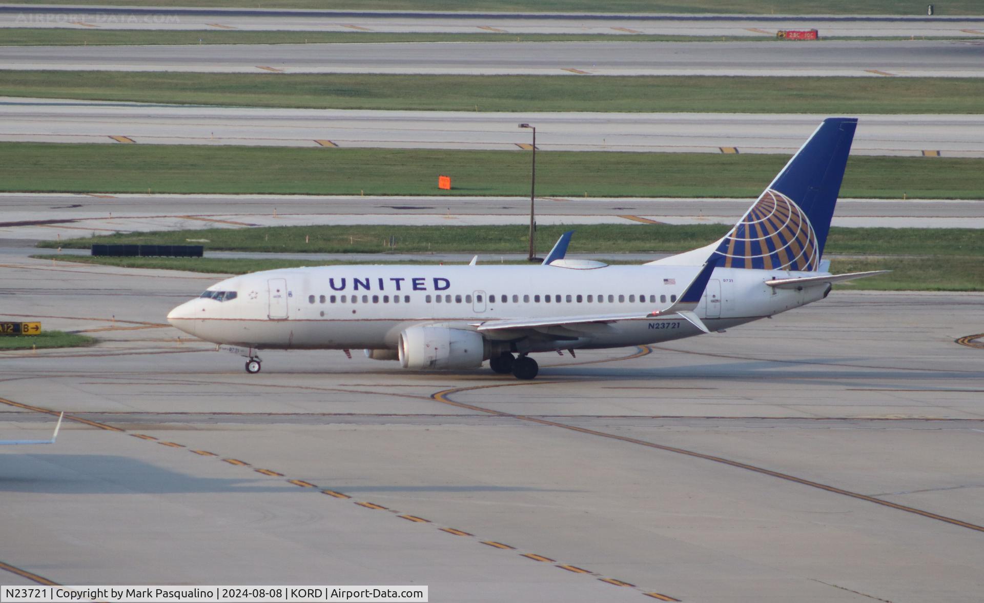 N23721, 1999 Boeing 737-724 C/N 28940, Boeing 737-724