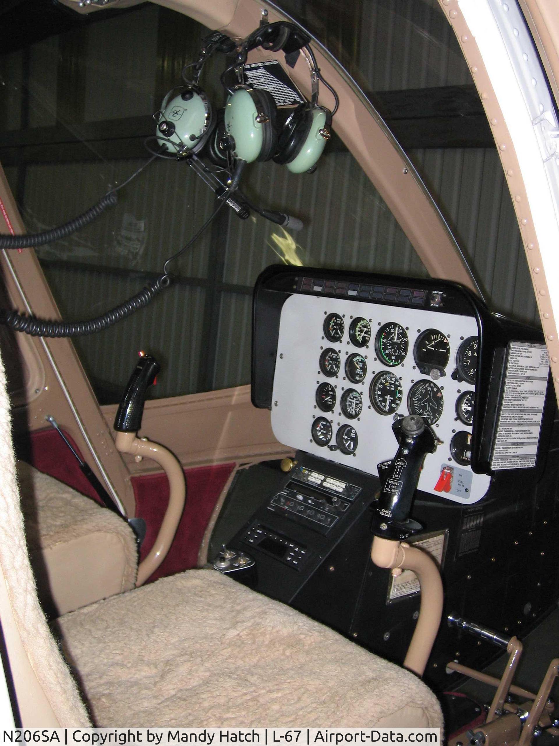 N206SA, 1973 Bell 206B JetRanger II C/N 1013, Pilots side cockpit view