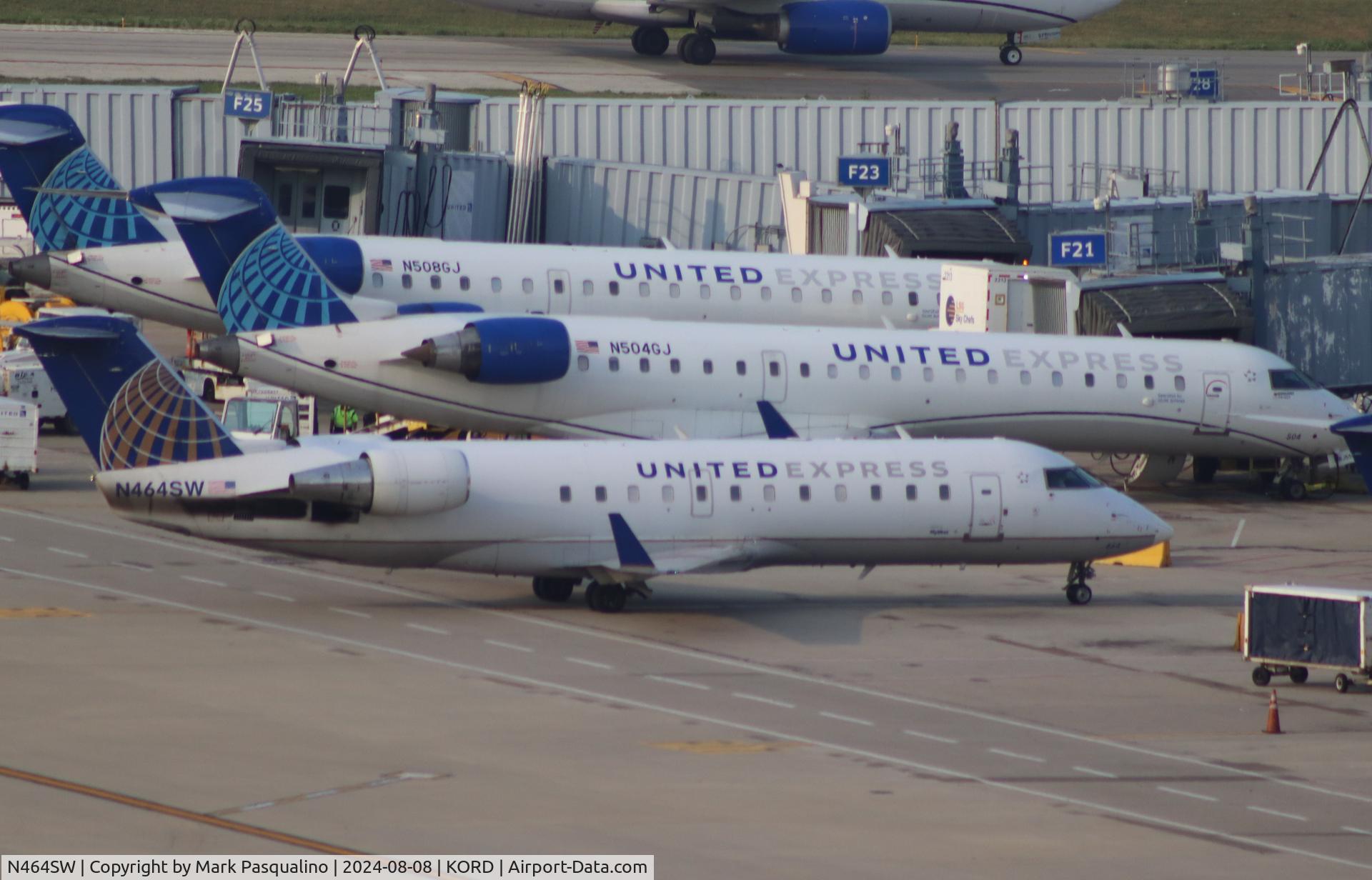 N464SW, 2003 Bombardier CRJ-200LR (CL-600-2B19) C/N 7827, CL-600-2B19