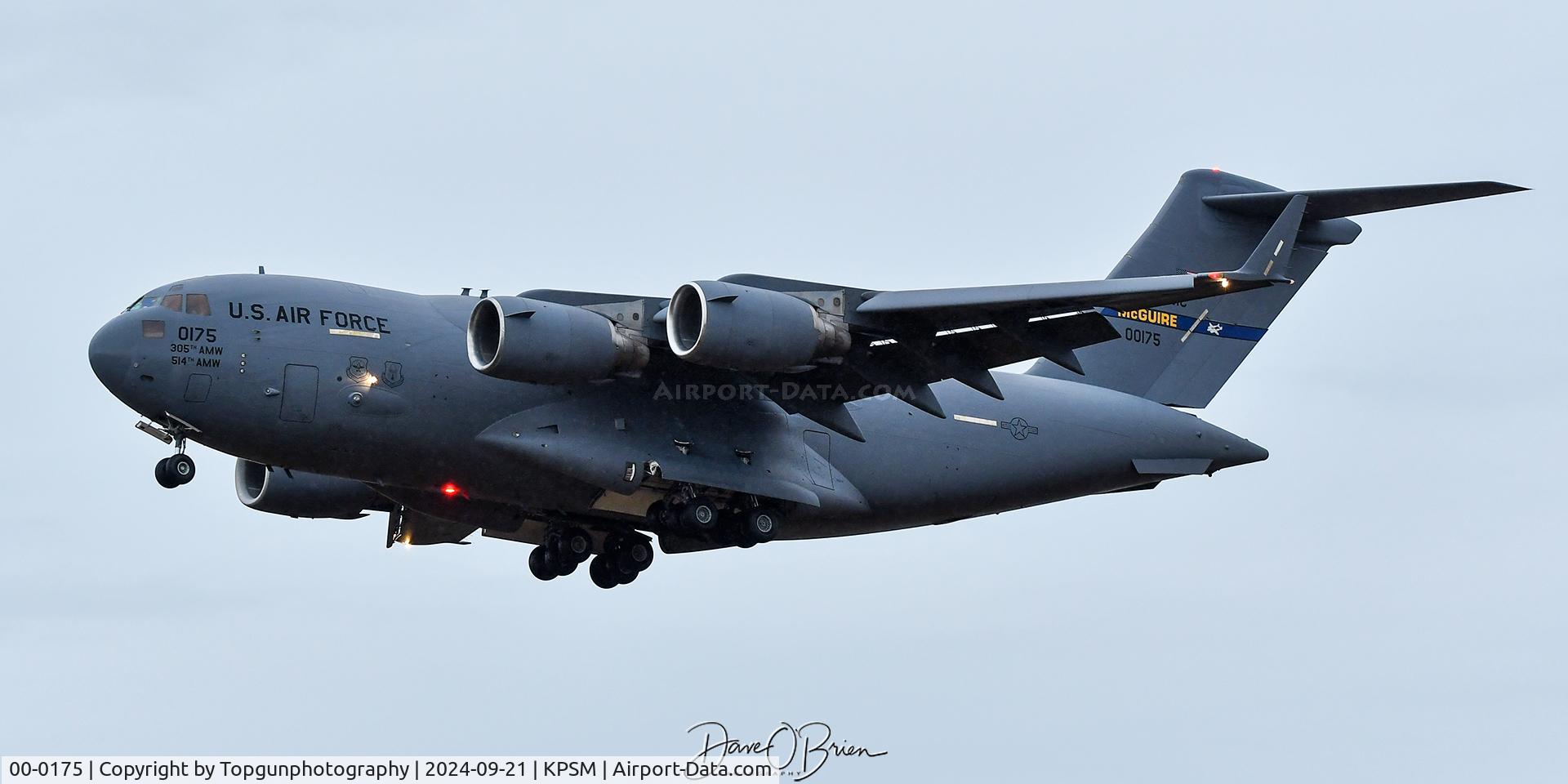 00-0175, 2000 Boeing C-17A Globemaster III C/N P-75, REACH640 landing RW34