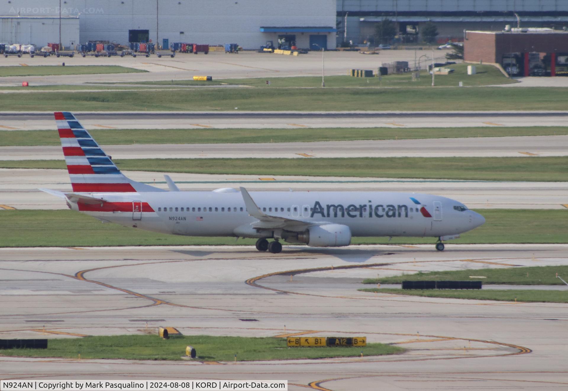 N924AN, 1999 Boeing 737-823 C/N 29525, Boeing 737-823