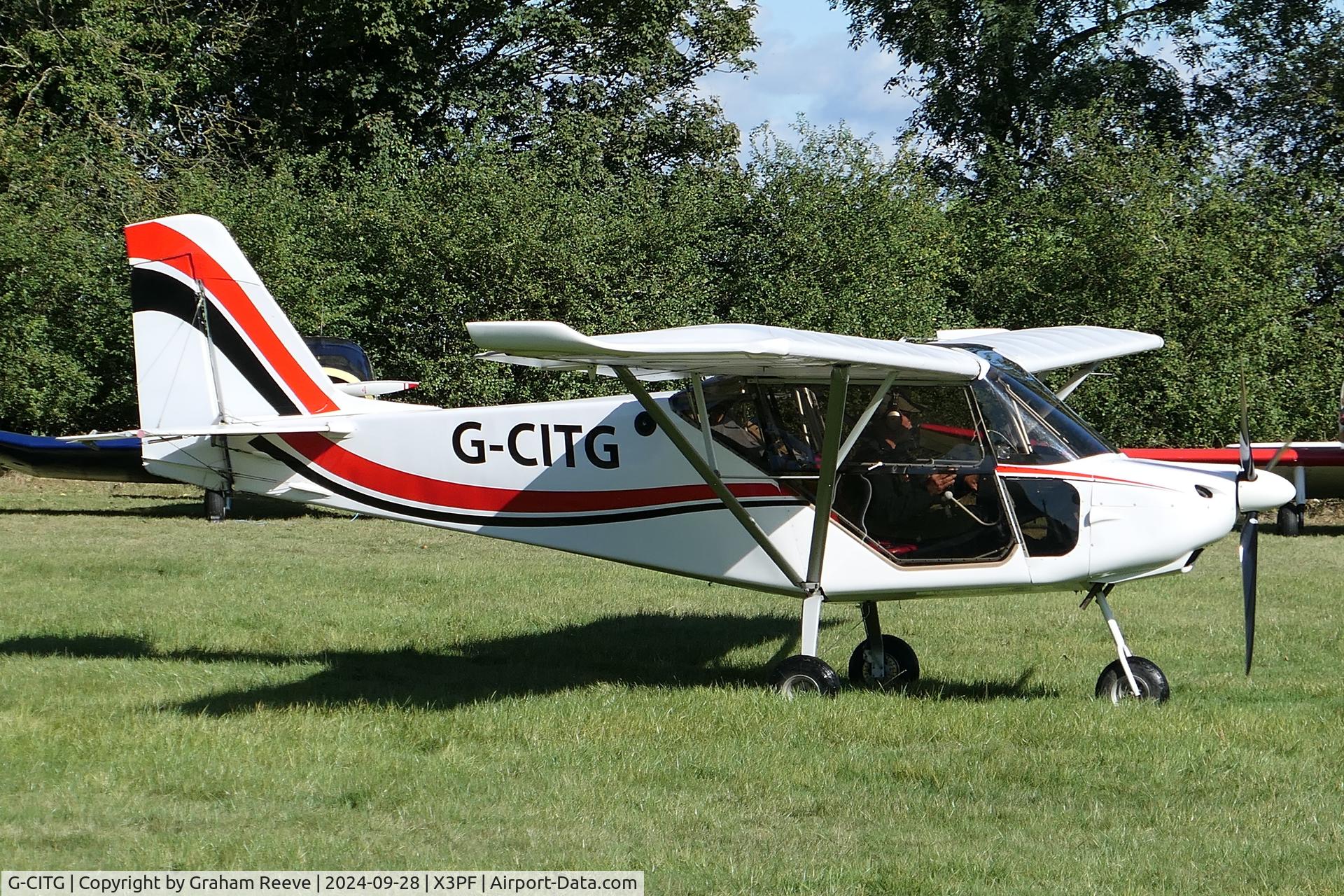 G-CITG, 2015 Best Off Skyranger Ninja C/N BMAA/HB/670, Just landed at Priory Farm.