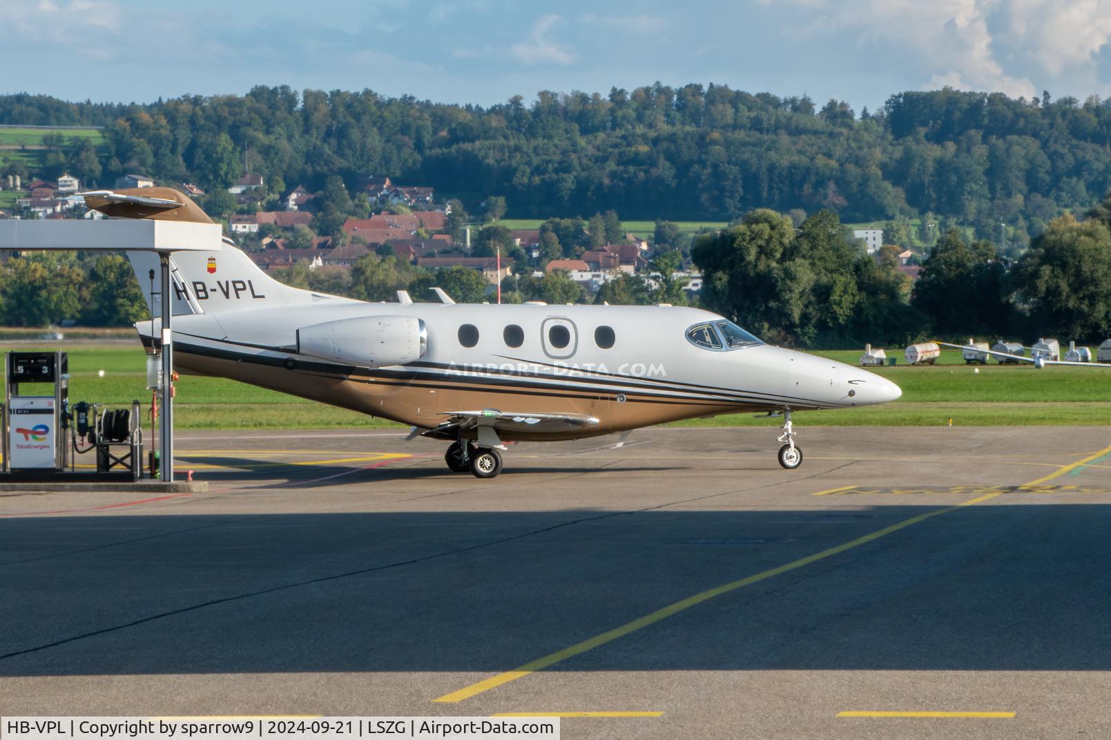 HB-VPL, 2008 Hawker Beechcraft 390 Premier 1A C/N RB-262, Registered to a company in Lichtenstein, but with a Swiss registration. Leaving after refuelling.