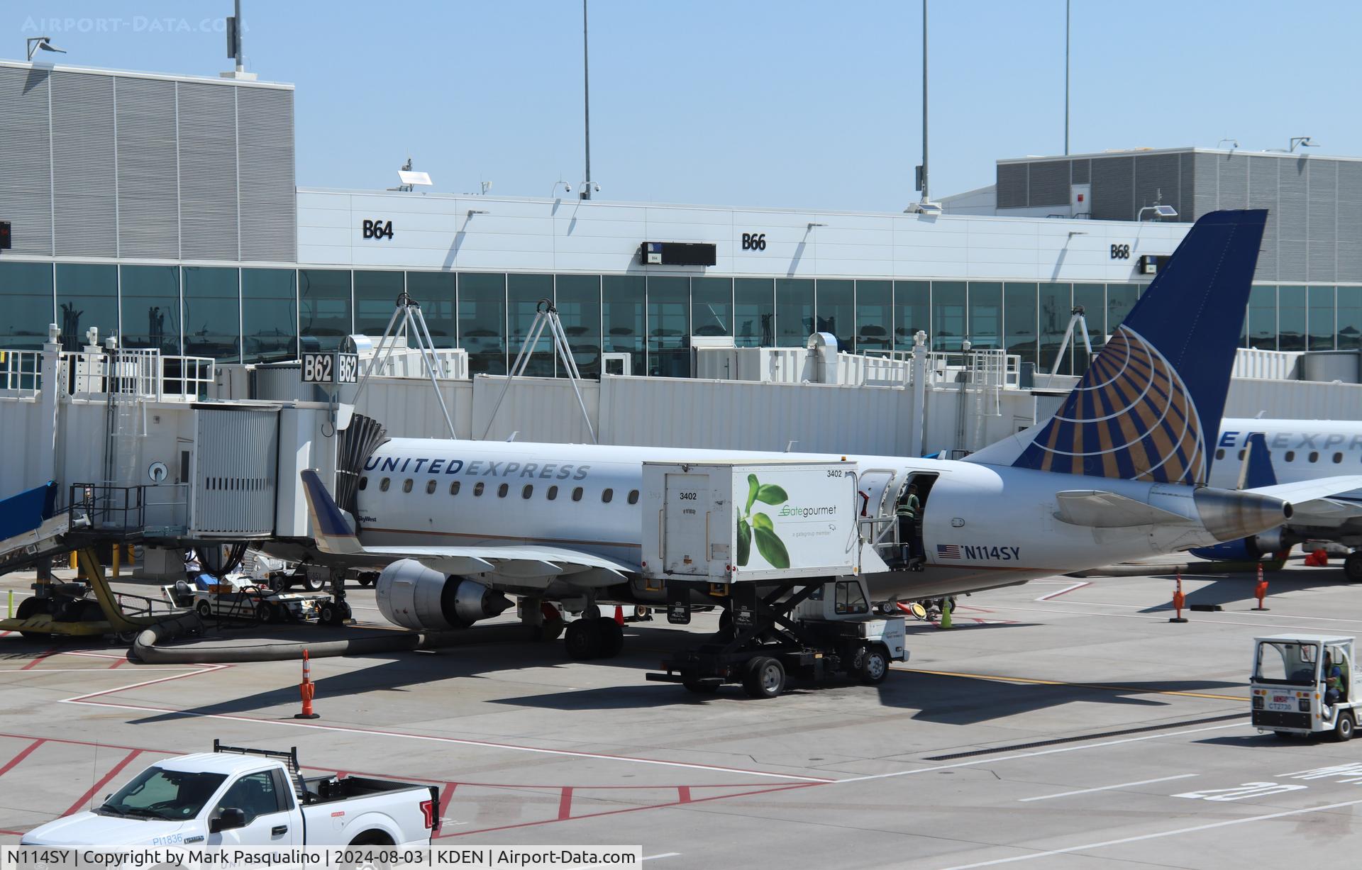 N114SY, 2014 Embraer 175LR (ERJ-170-200LR) C/N 17000410, ERJ-170-200LR