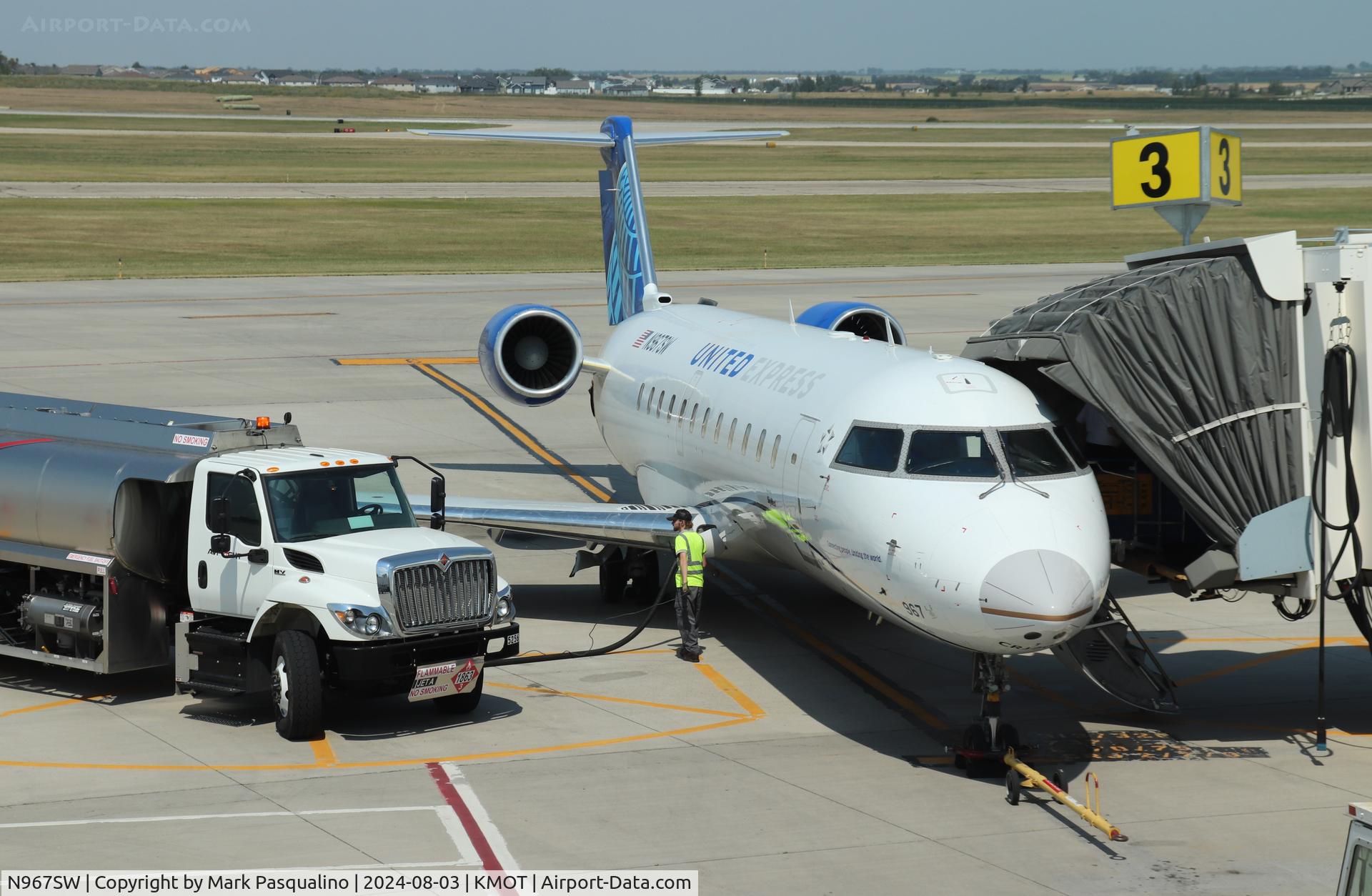 N967SW, 2003 Bombardier CRJ-200ER (CL-600-2B19) C/N 7872, CL-600-2B19