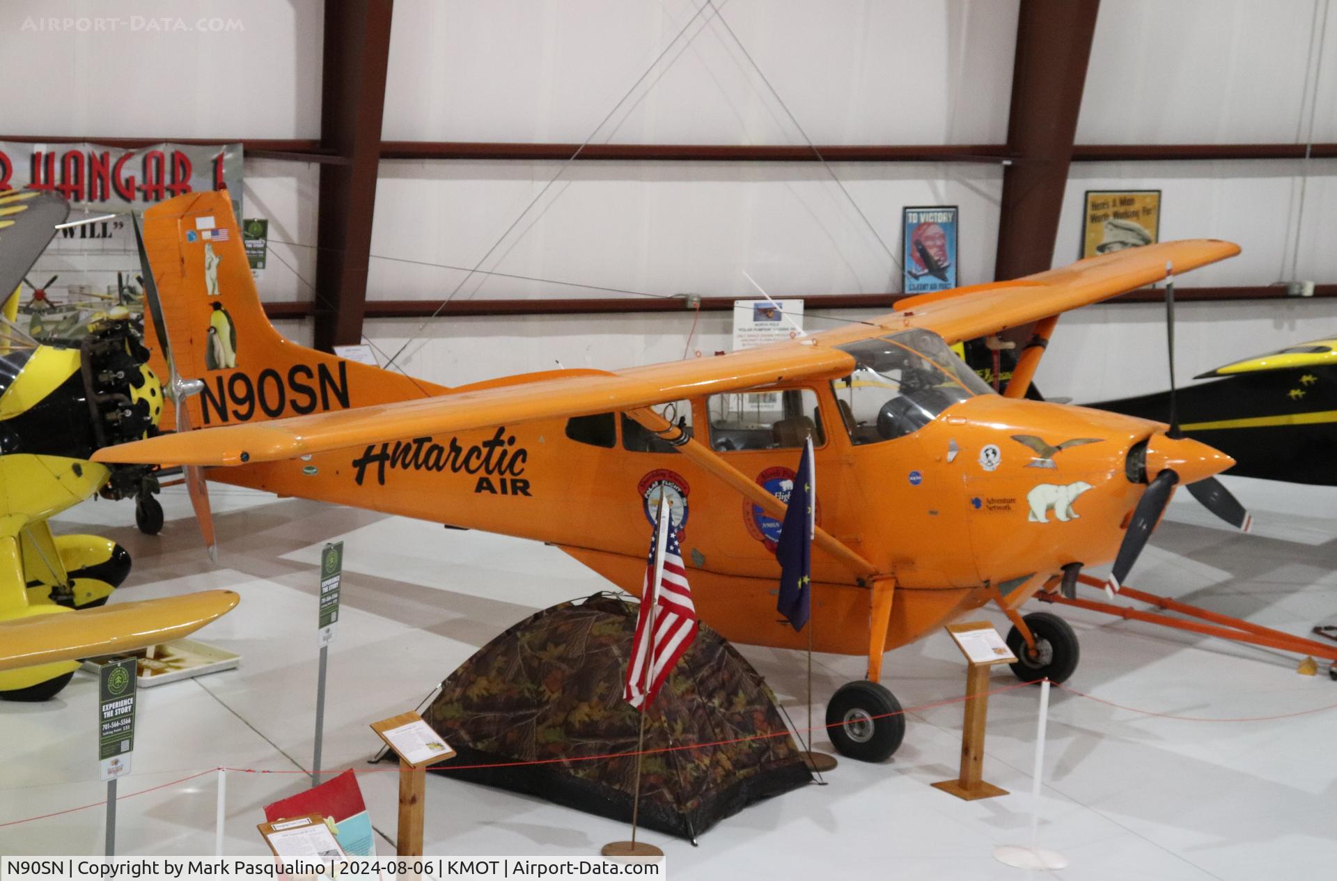 N90SN, Cessna A185F Skywagon 185 C/N 18504109, Cessna A185F