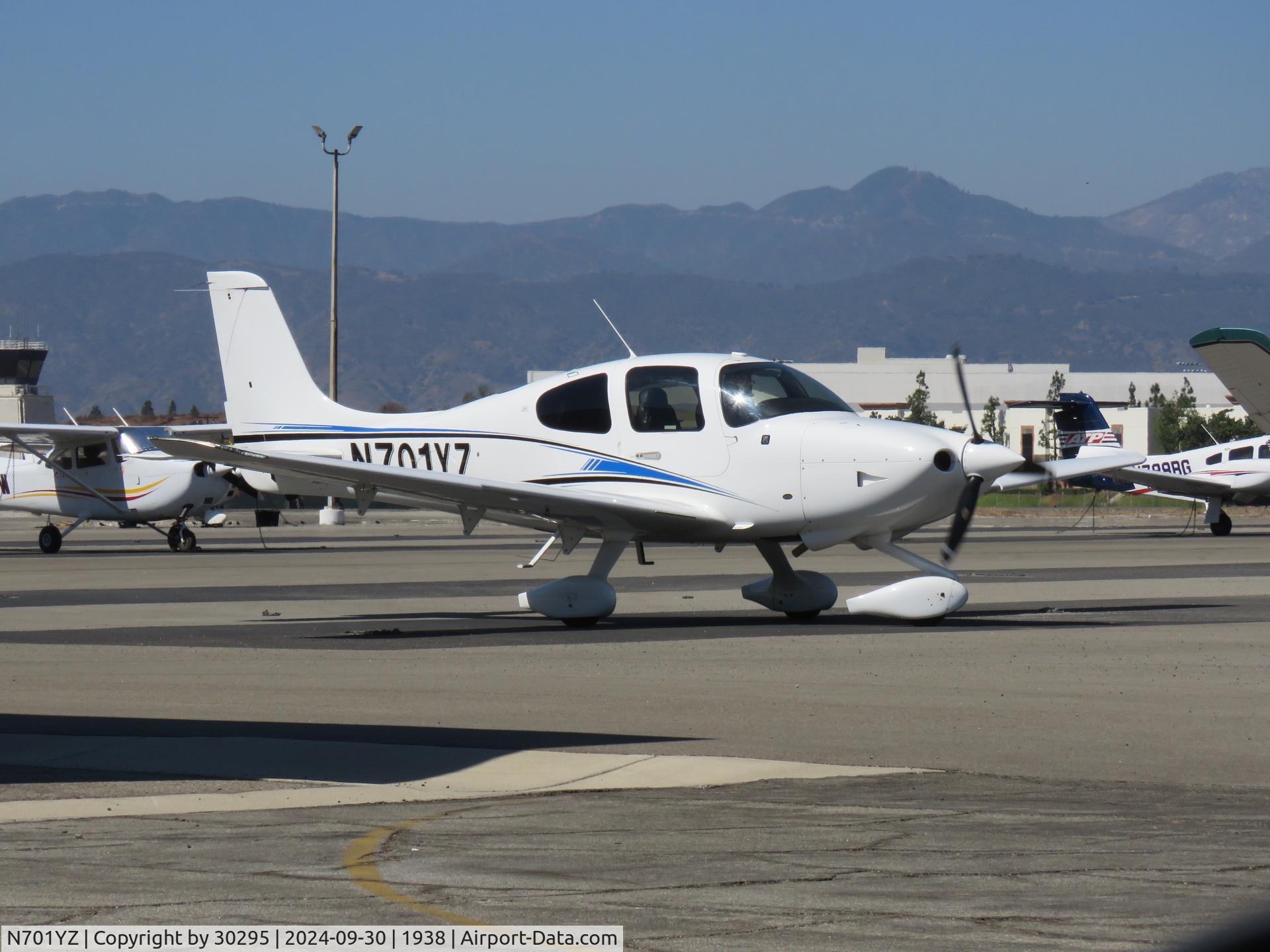 N701YZ, 2021 Cirrus SR20 C/N 2741, Parked