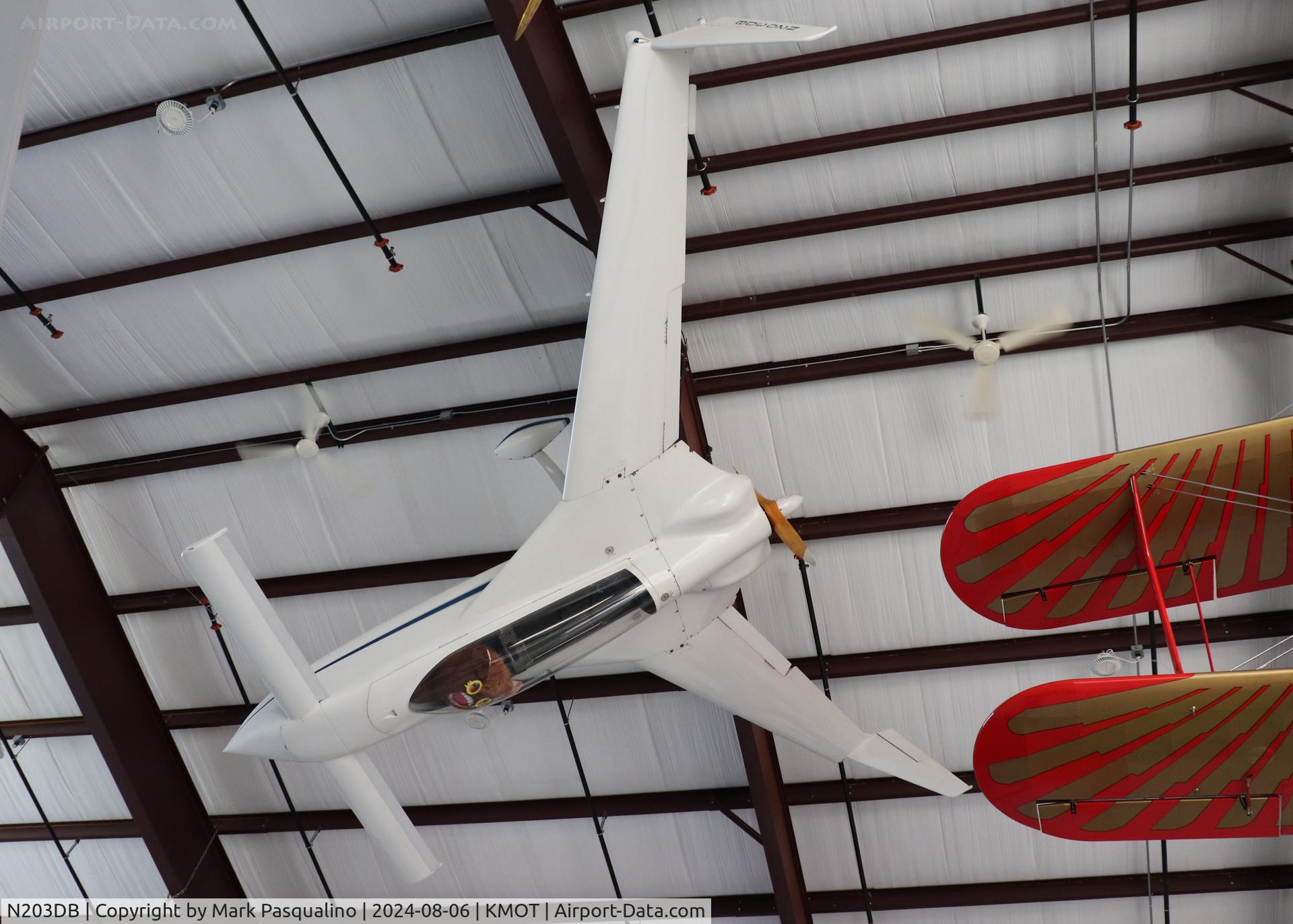N203DB, 1982 Rutan VariEze C/N 2032, Rutan VariEze