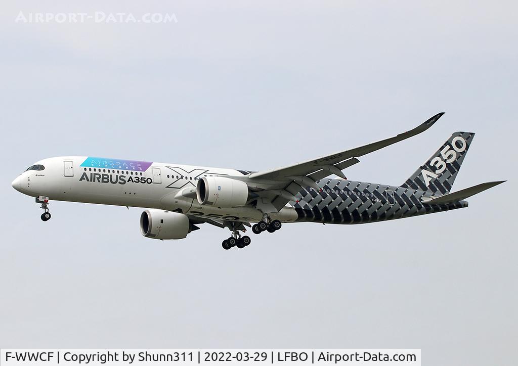 F-WWCF, 2013 Airbus A350-941 C/N 002, C/n 0002 - Additional patch...
