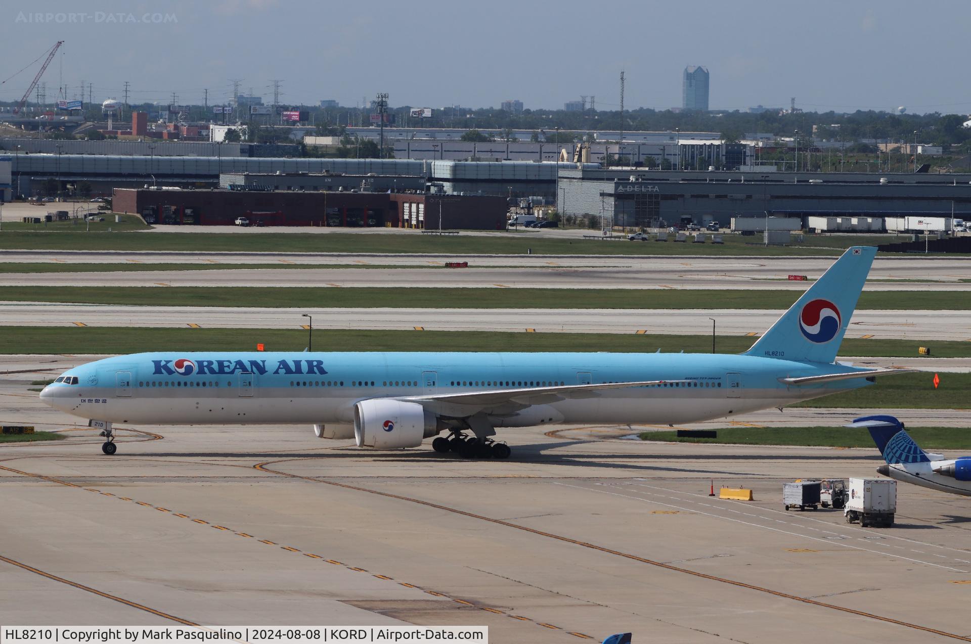 HL8210, 2010 Boeing 777-3B5/ER C/N 40377, Boeing 777-3B5/ER
