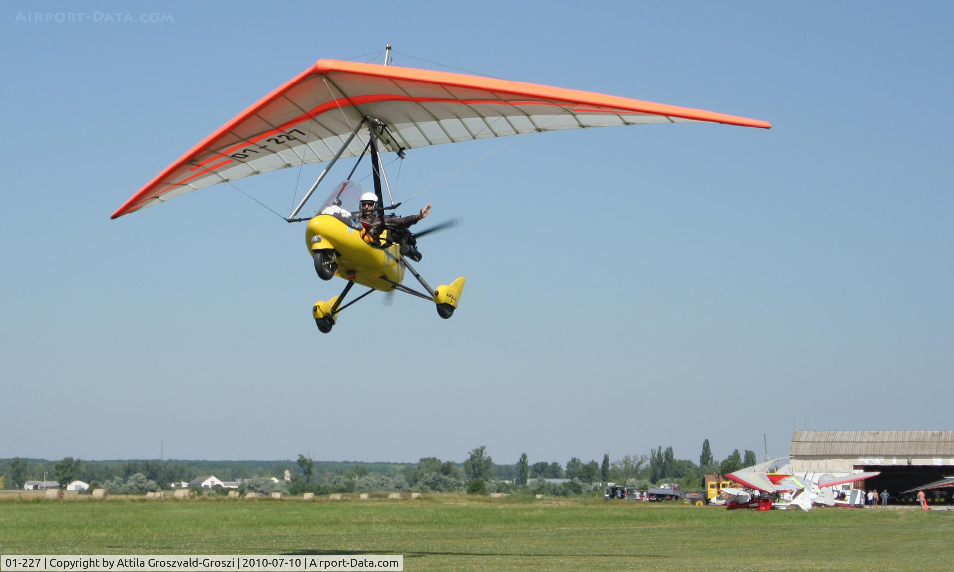 01-227, Halley Apollo Jet Star / Aeros Profi C/N ....../074.06, Balatonfökajár Airport, Hungary