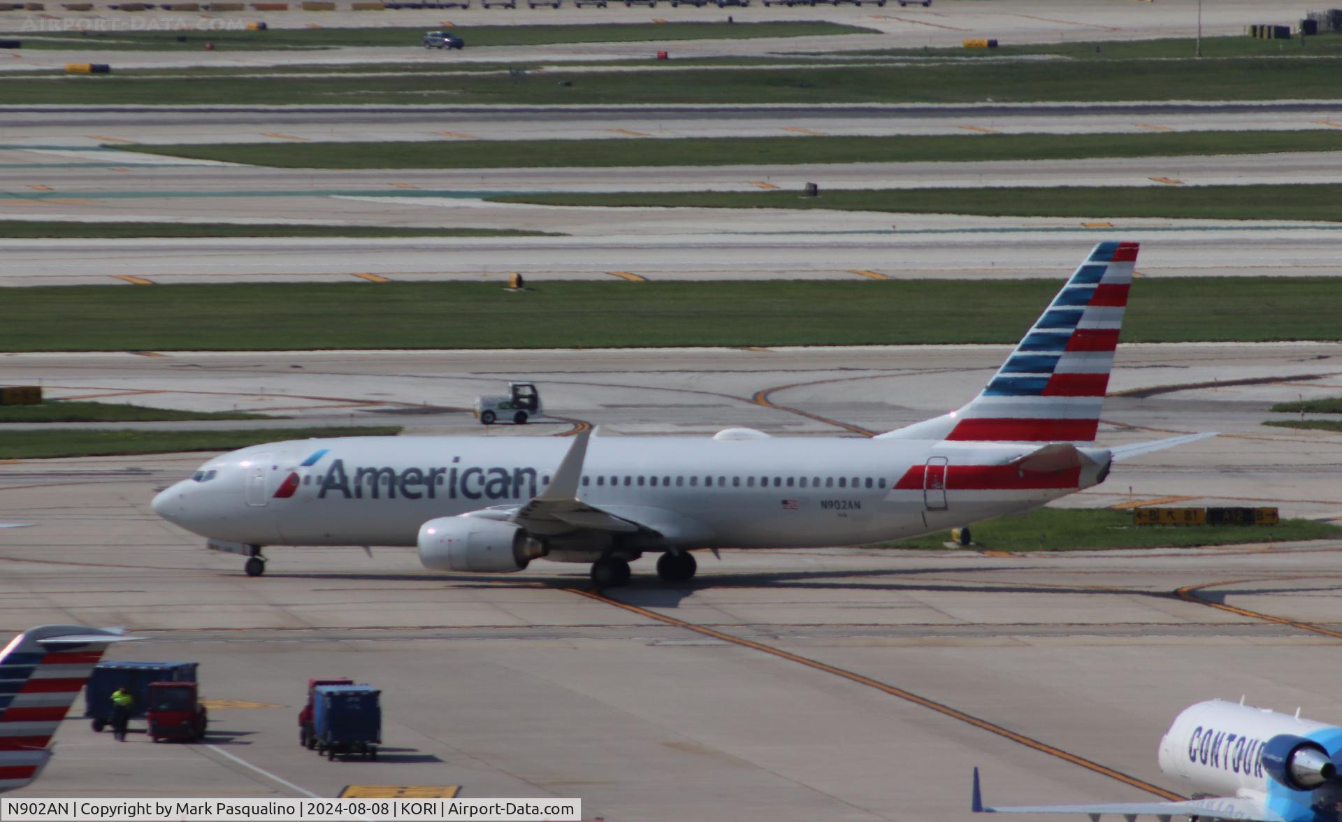 N902AN, 1999 Boeing 737-823 C/N 29504, Boeing 737-823