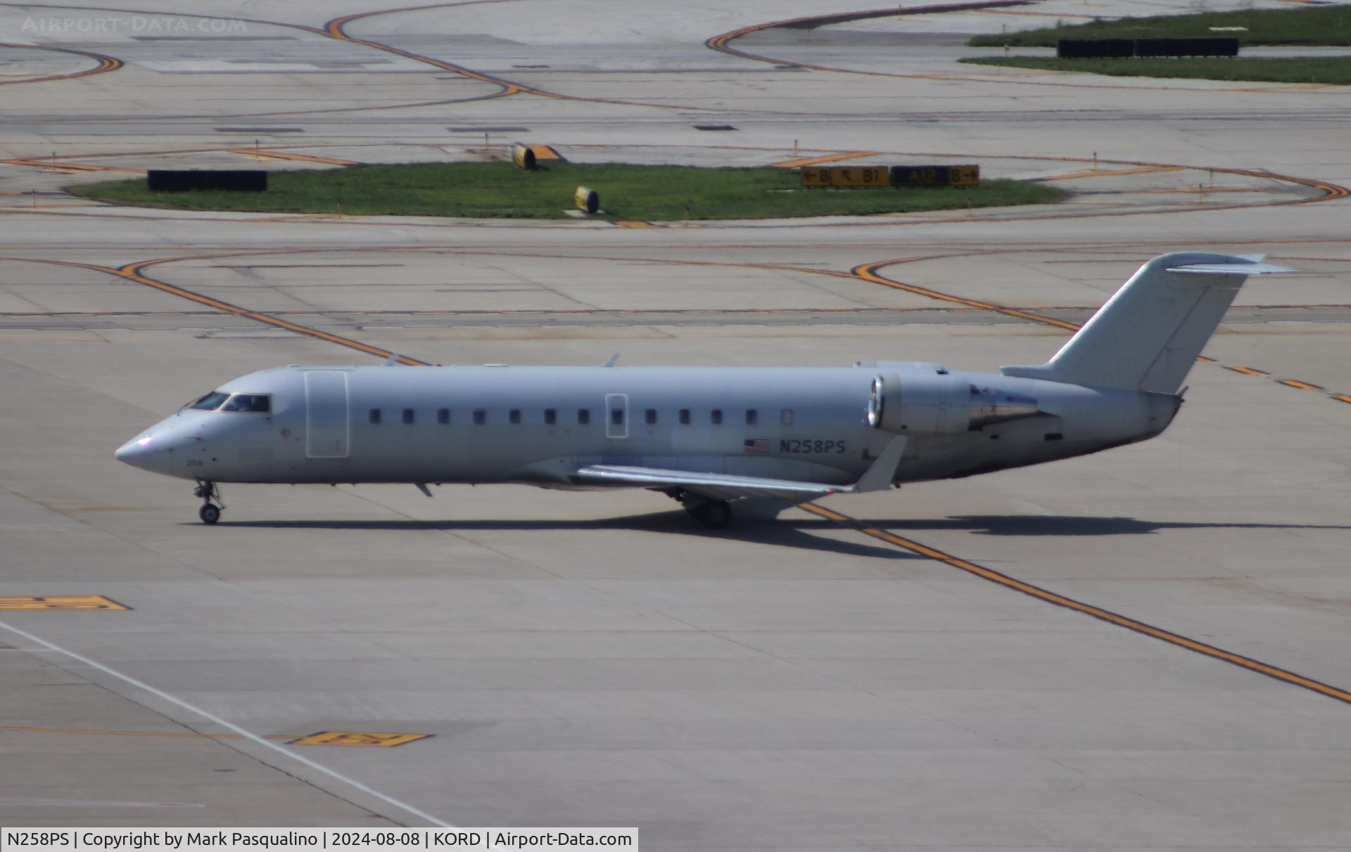 N258PS, 2004 Bombardier CRJ-200ER (CL-600-2B19) C/N 7941, CL-600-2B19