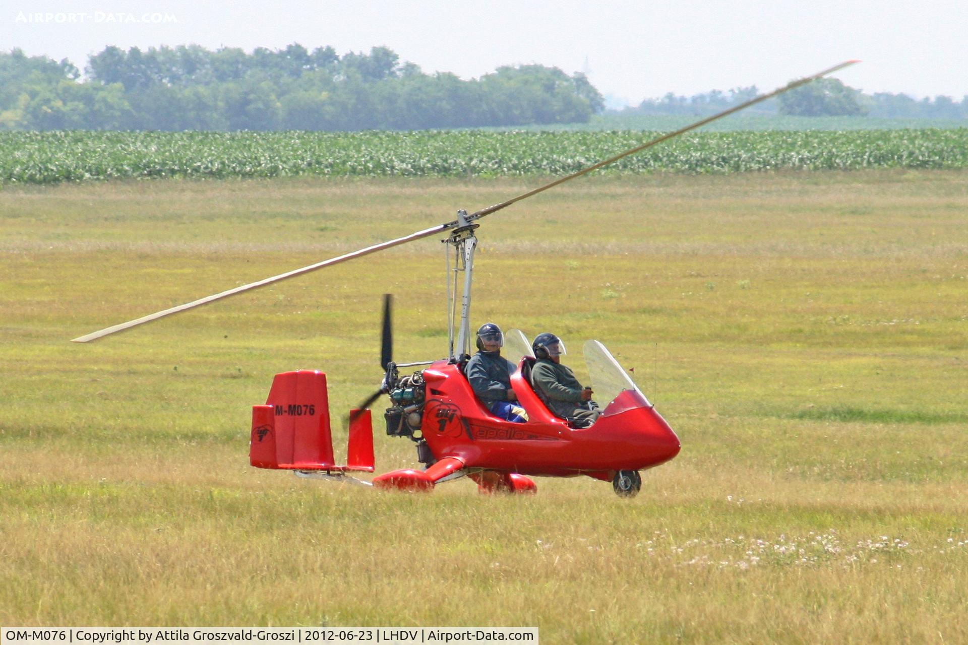OM-M076, Halley Apollo Gyro AG-1, LHDV - Dunaújváros-Kisapostag Airport, Hungary