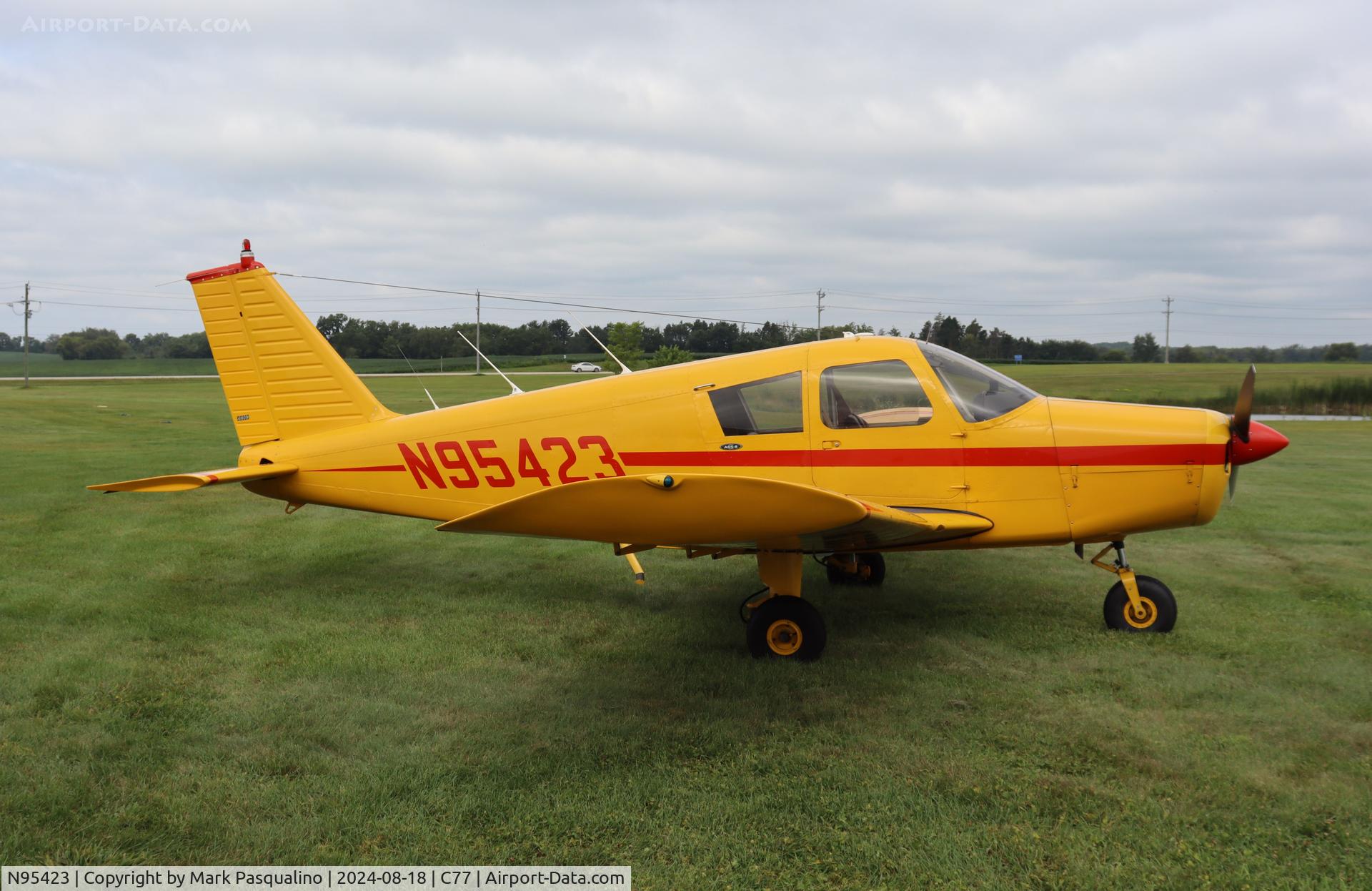 N95423, 1969 Piper PA-28-140 C/N 28-25941, Piper PA-28-140