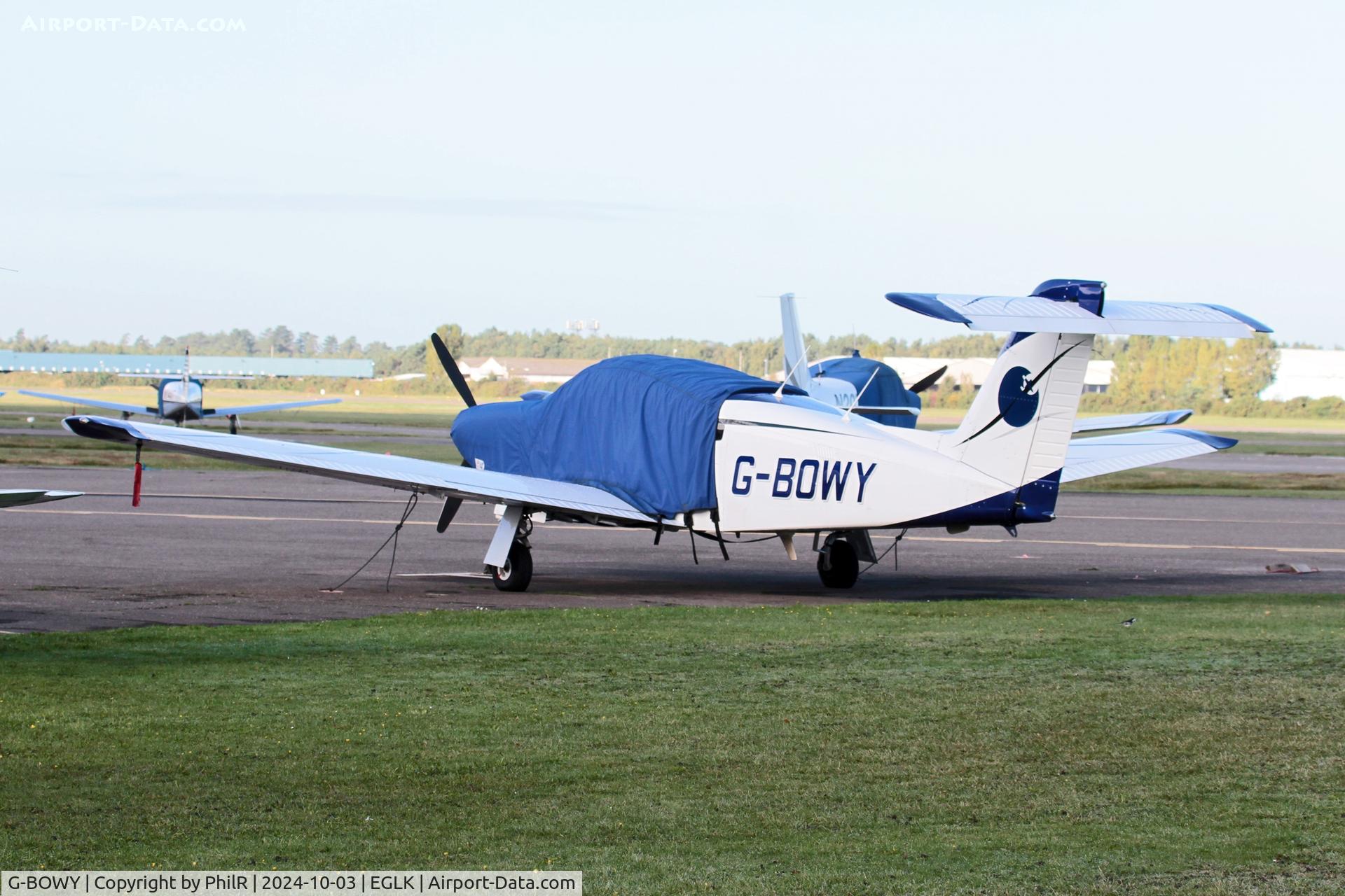 G-BOWY, 1981 Piper PA-28RT-201T Turbo Arrow IV Arrow IV C/N 28R-8131114, G-BOWY 1981 Piper PA-28RT-201T Turbo Cherokee Arrow lV Blackbushe