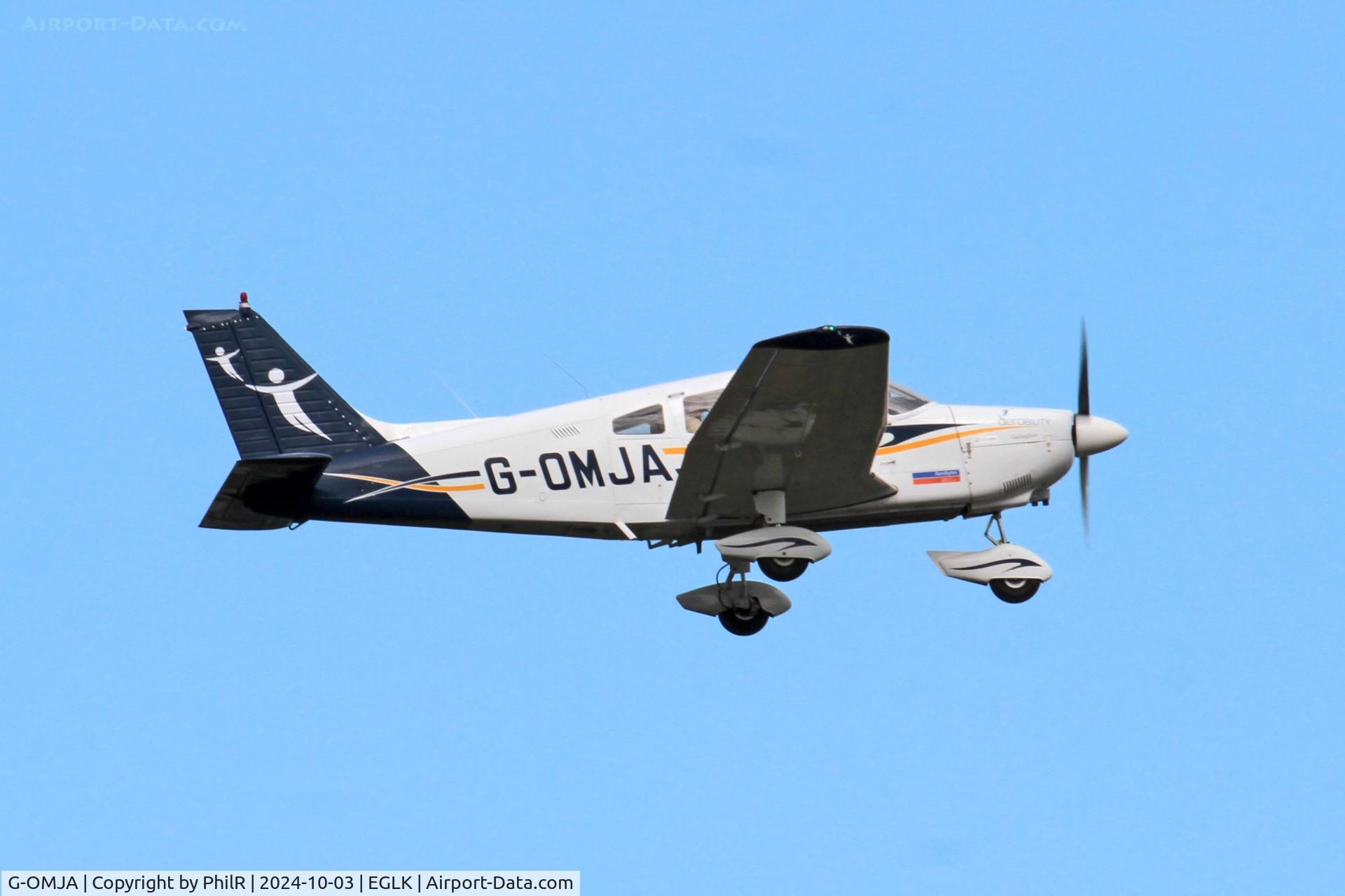 G-OMJA, 1976 Piper PA-28-181 Cherokee Archer II C/N 28-7690328, G-OMJA 1976 Piper PA-28-181 Cherokee Archer ll Blackbushe