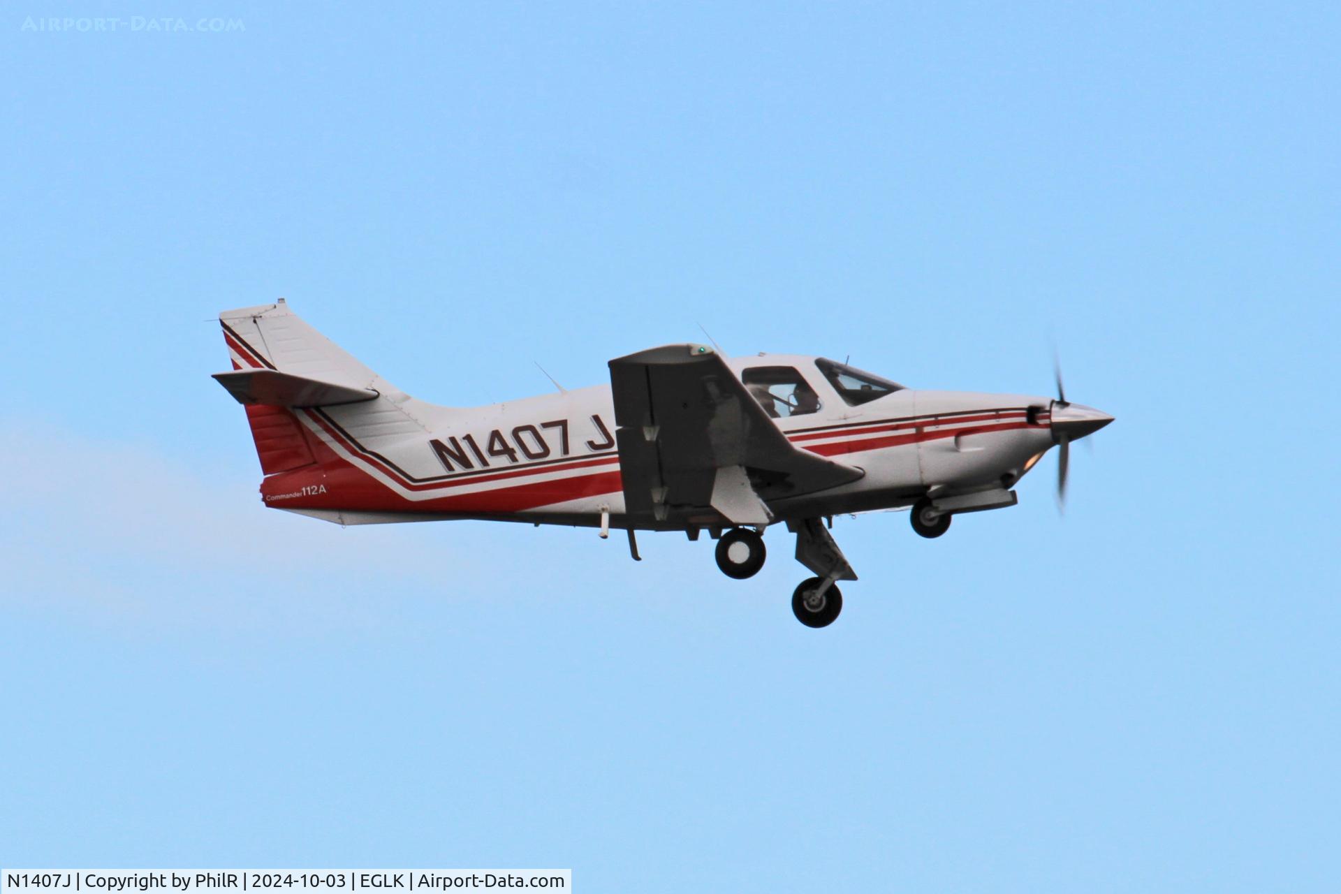 N1407J, 1975 Rockwell International 112A Commander C/N 407, N1407J 1975 Rockwell International 112A Commander Blackbushe