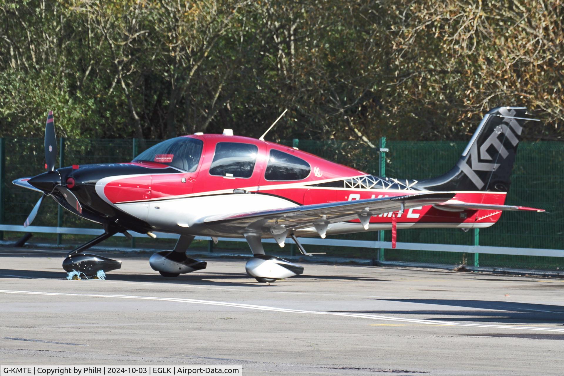 G-KMTE, 2019 Cirrus Design Corp SR22 C/N 4754, G-KMTE 2019 Cirrus SR22 Blackbushe