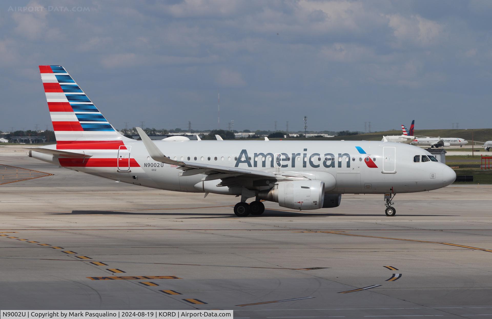 N9002U, 2013 Airbus A319-115 C/N 5698, Airbus A319-115