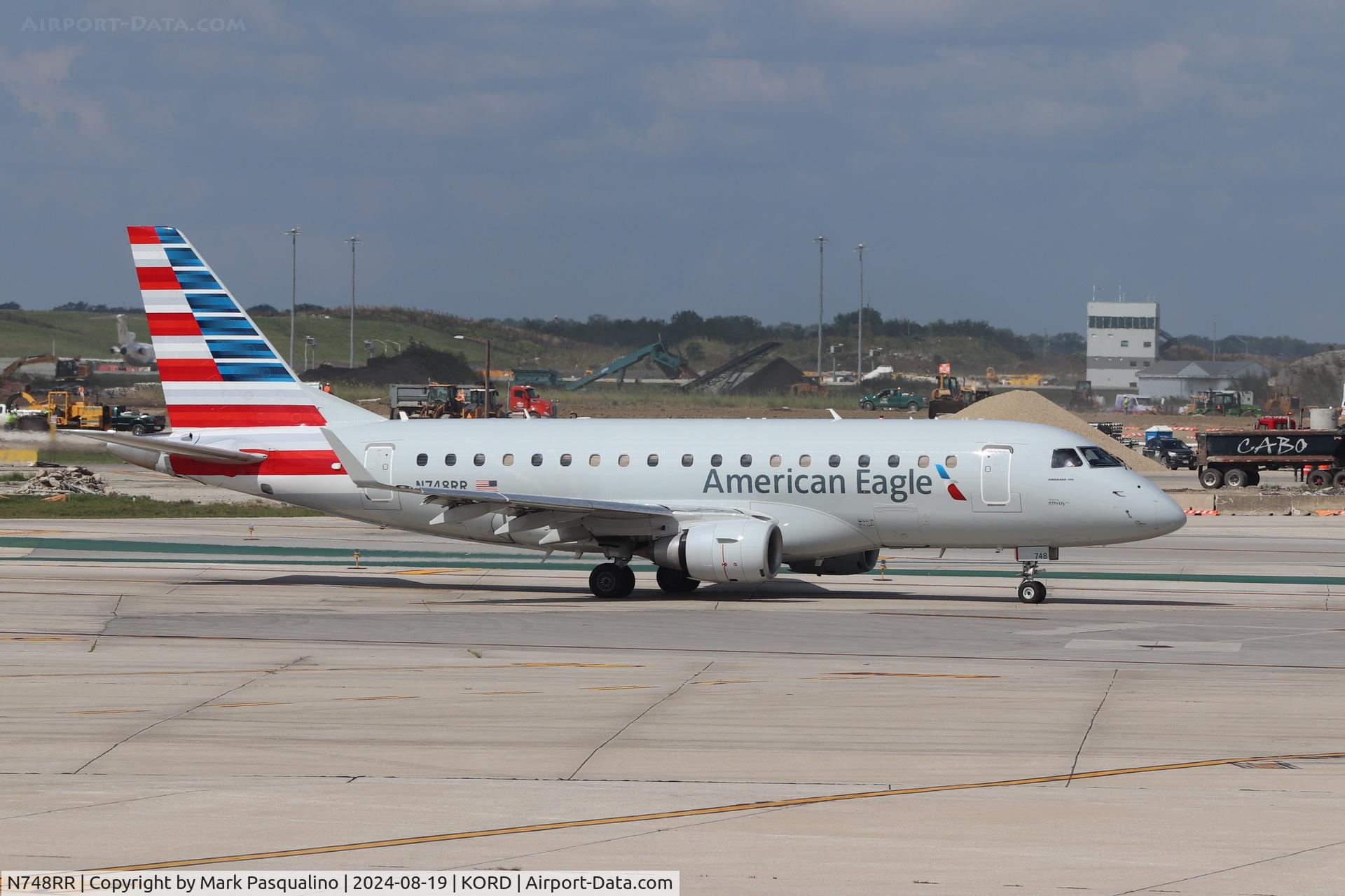 N748RR, 2005 Embraer 170SE (ERJ-170-100SE) C/N 17000072, ERJ-170-100SE