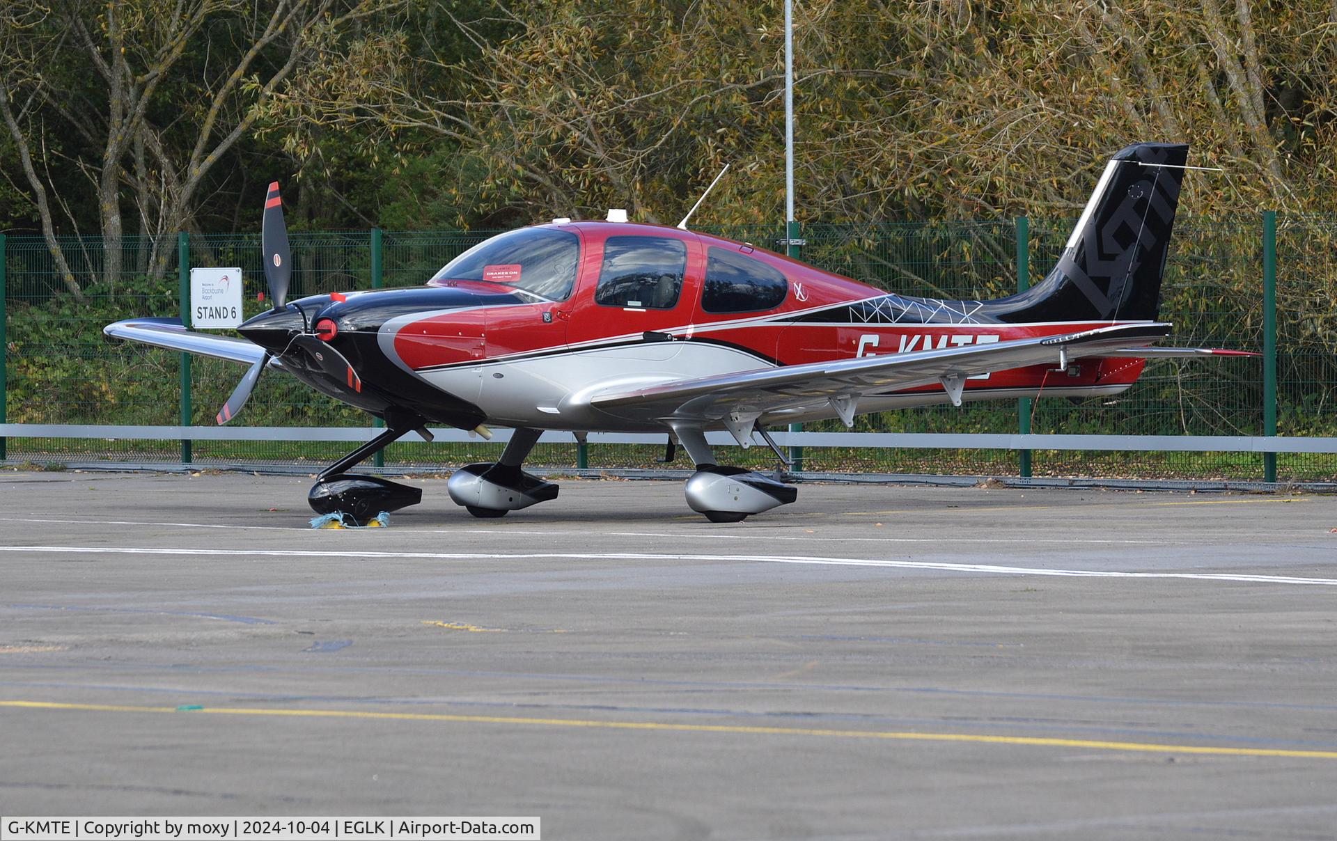 G-KMTE, 2019 Cirrus Design Corp SR22 C/N 4754, Cirrus SR22 at Blackbushe. Ex N78MC