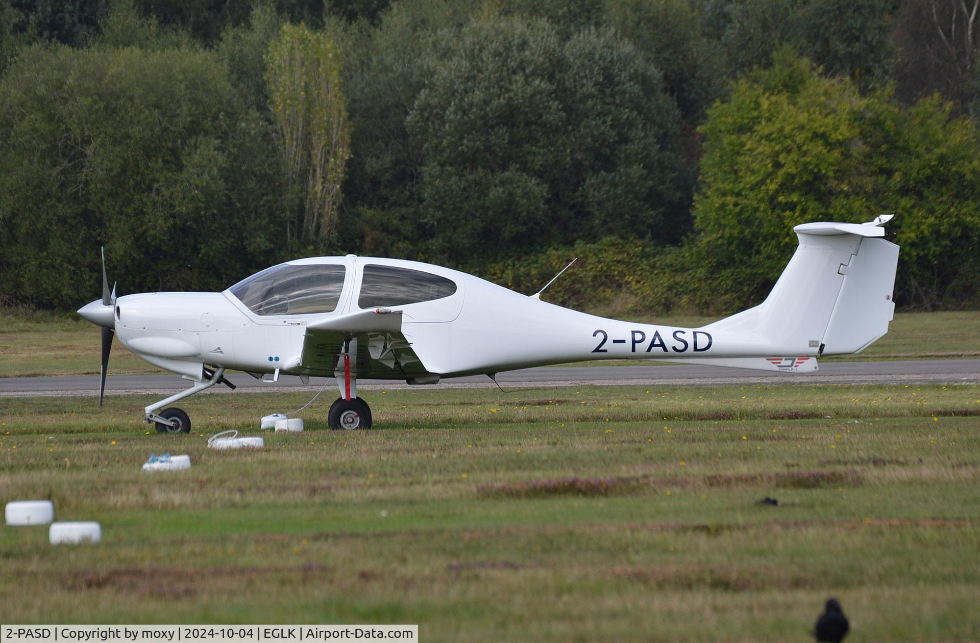 2-PASD, Diamond DA-40D Diamond Star Diamond Star C/N D4.293, DA-40D Diamond Star at Blackbushe.