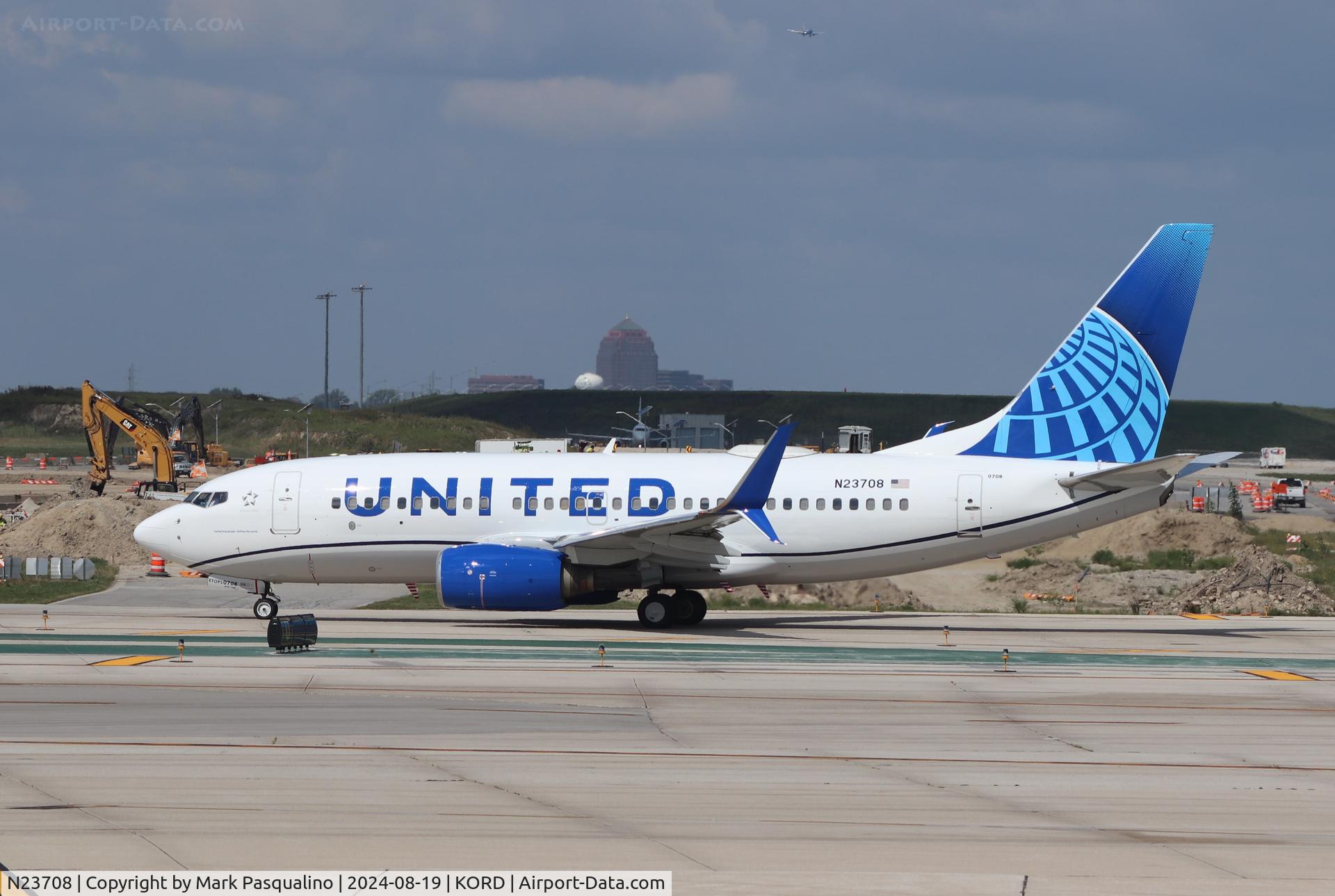 N23708, 1998 Boeing 737-724 C/N 28769, Boeing 737-724