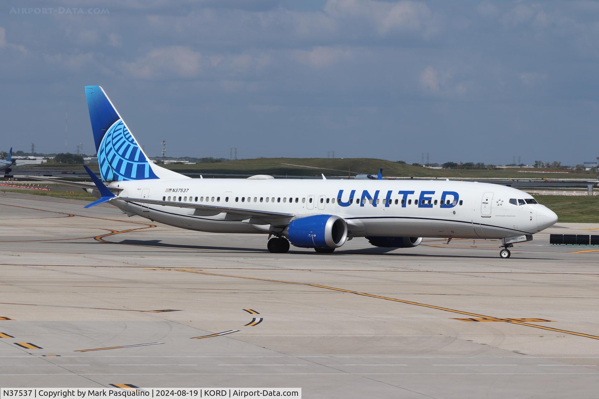 N37537, 2022 Boeing 737-9 MAX C/N 66607, Boeing 737-9 MAX