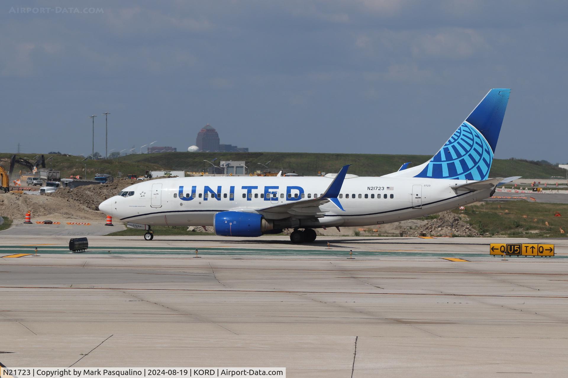 N21723, 1999 Boeing 737-724 C/N 28790, Boeing 737-724