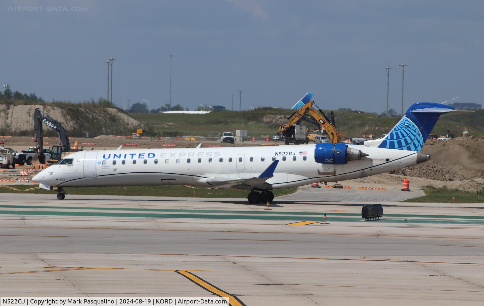 N522GJ, 2002 Bombardier CRJ-701ER (CL-600-2C10) Regional Jet C/N 10079, CL-600-2C10