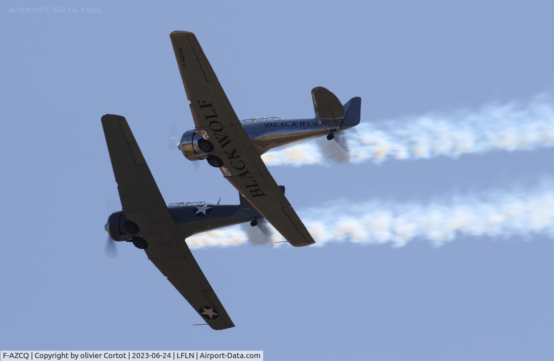 F-AZCQ, 1949 North American T-6G Texan C/N 168-141, duo with F-AZGB