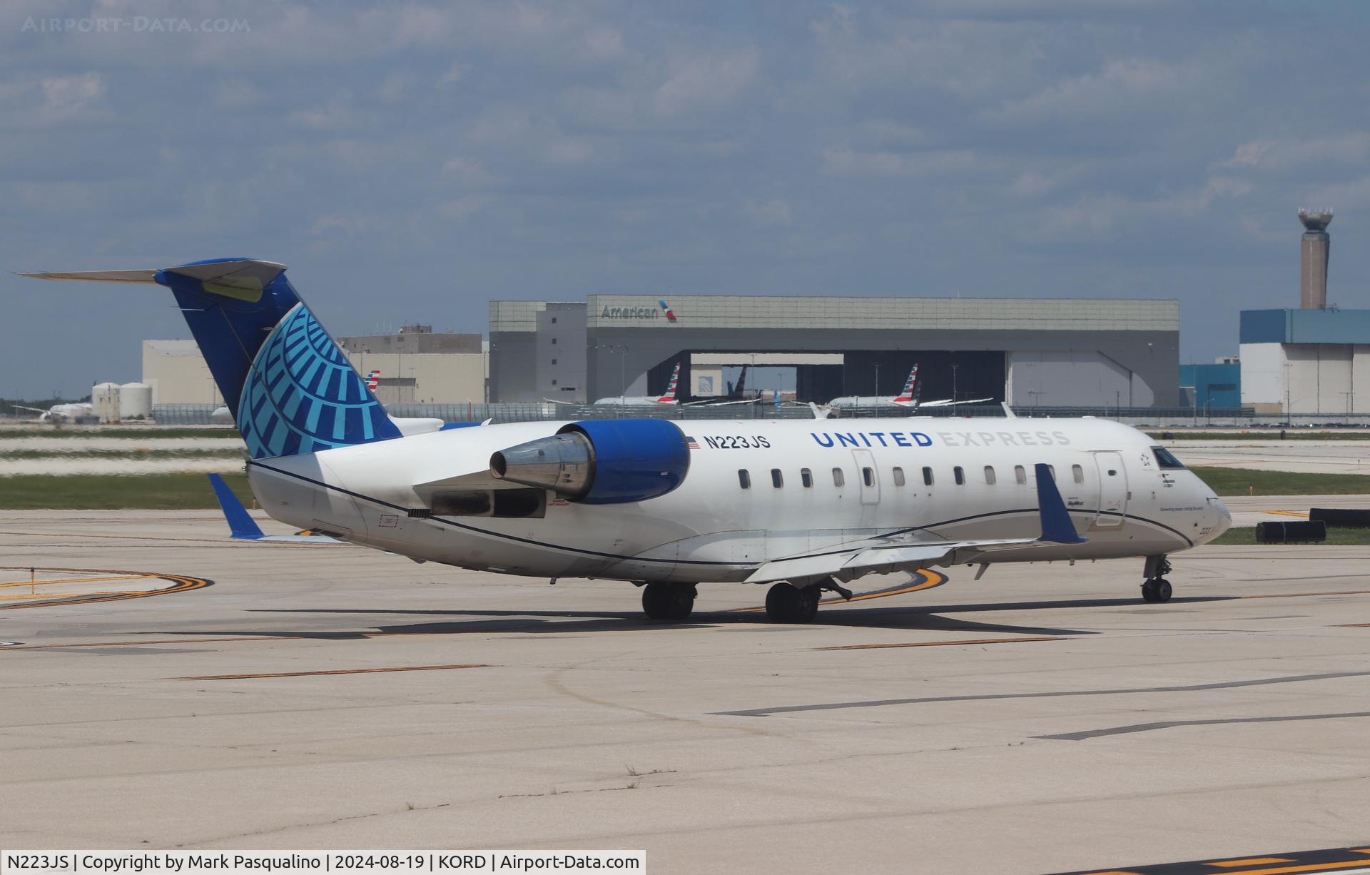N223JS, 2004 Bombardier CRJ-200ER (CL-600-2B19) C/N 7892, CL-600-2B19