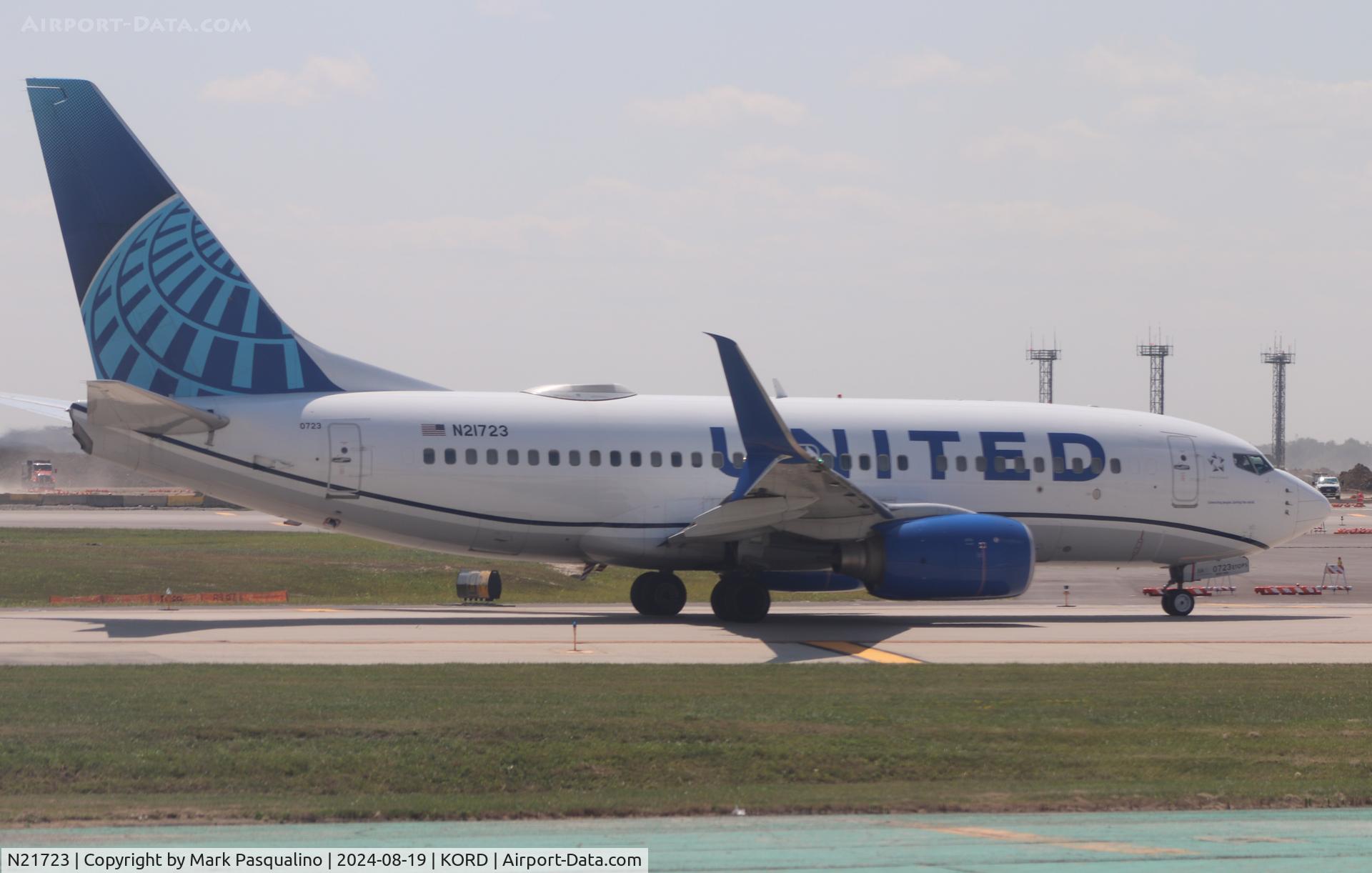 N21723, 1999 Boeing 737-724 C/N 28790, Boeing 737-724