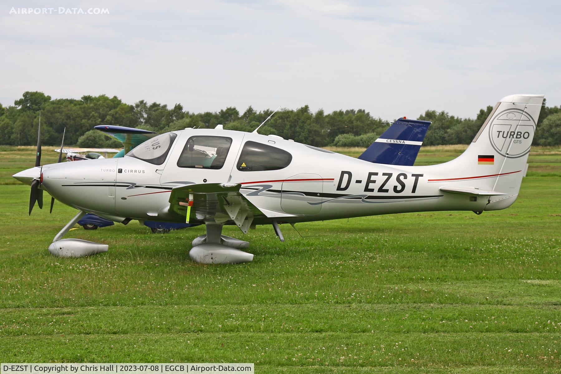 D-EZST, Cirrus SR-22 G3-GTS Turbo C/N 3603, Barton