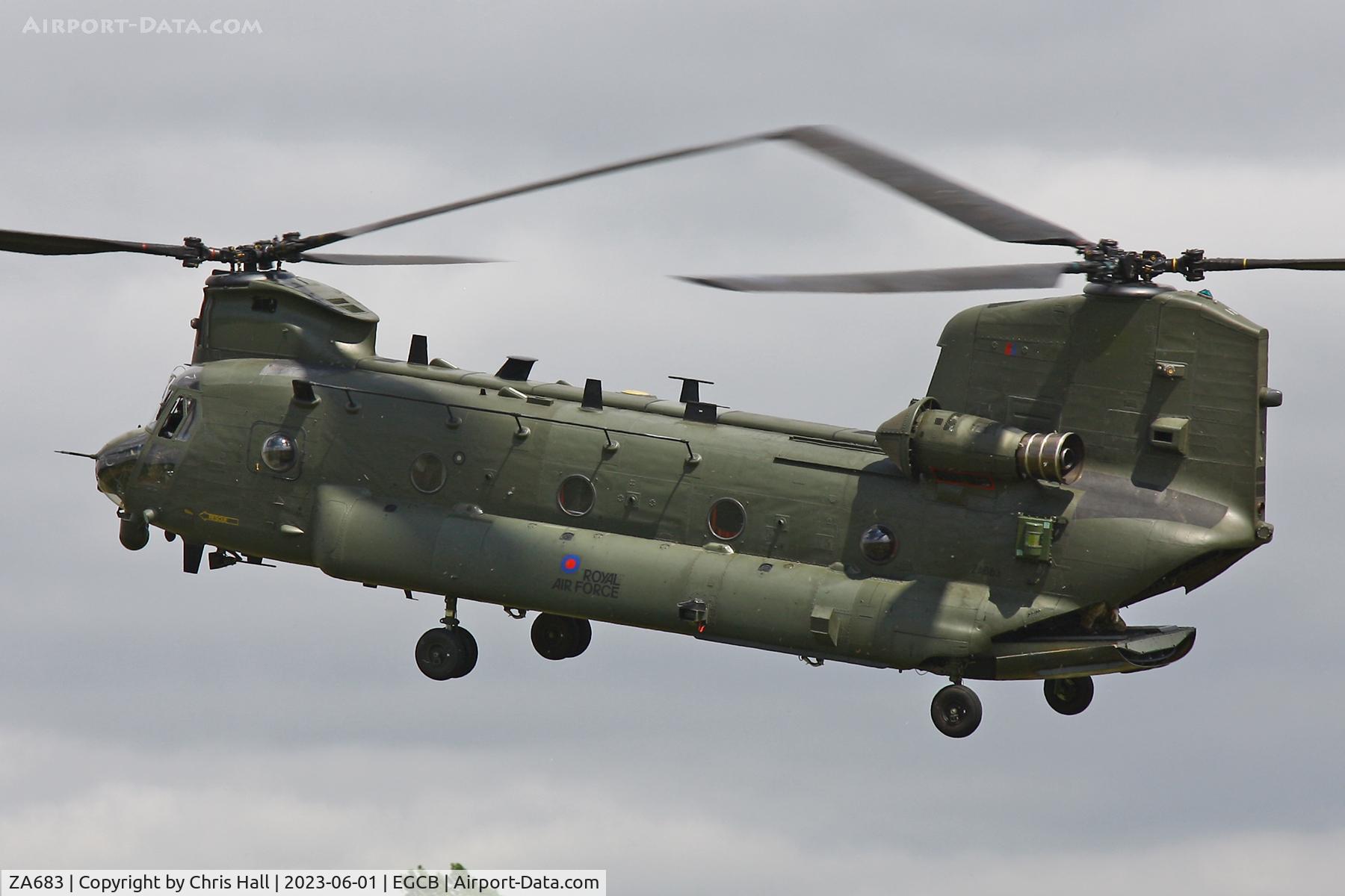 ZA683, Boeing Vertol Chinook HC.6A C/N MA014/M7031, Barton