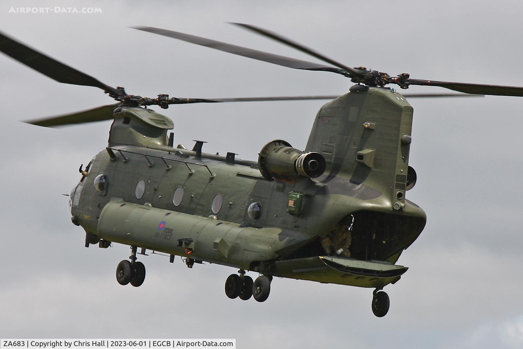 ZA683, Boeing Vertol Chinook HC.6A C/N MA014/M7031, Barton