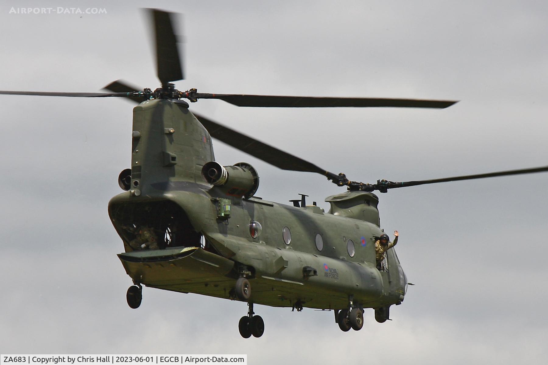 ZA683, Boeing Vertol Chinook HC.6A C/N MA014/M7031, Barton