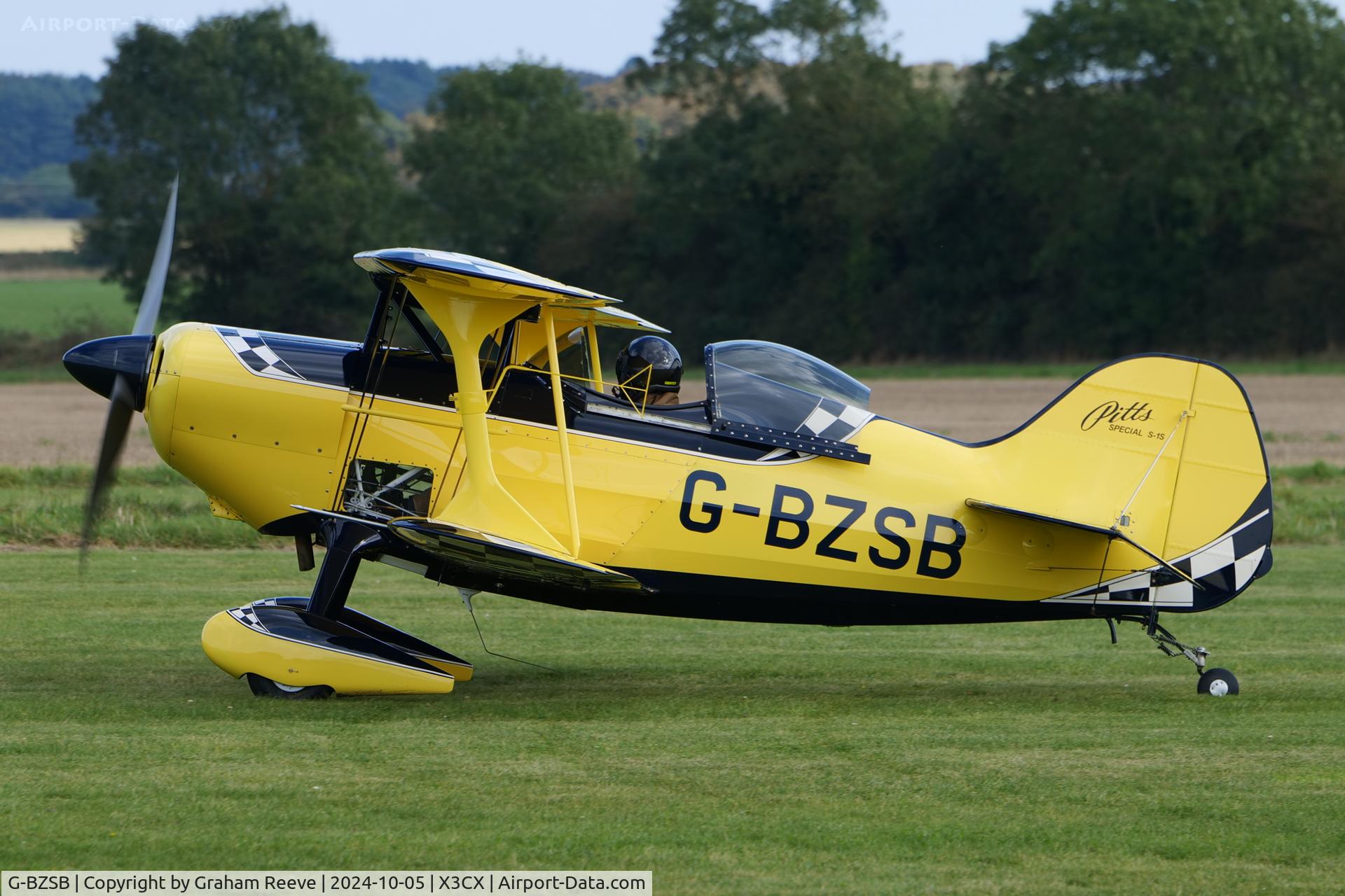 G-BZSB, 2001 Pitts S-1S Special C/N PFA 009-13697, Departing from Northrepps.