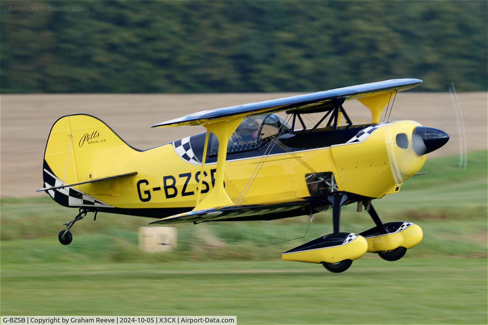G-BZSB, 2001 Pitts S-1S Special C/N PFA 009-13697, Departing from Northrepps.