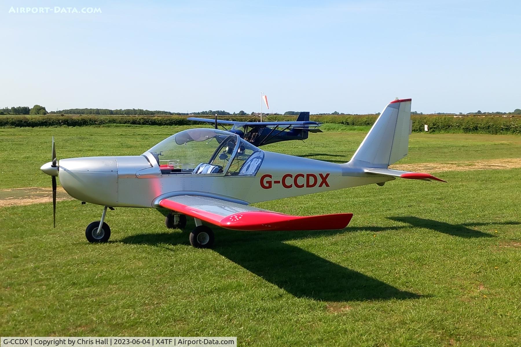 G-CCDX, 2003 Aerotechnik EV-97 Eurostar C/N PFA 315-14013, Rossall Field