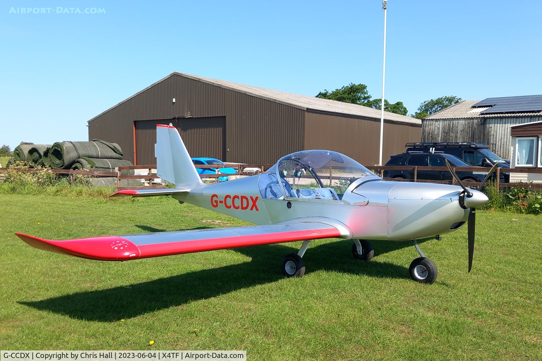 G-CCDX, 2003 Aerotechnik EV-97 Eurostar C/N PFA 315-14013, Rossall Field