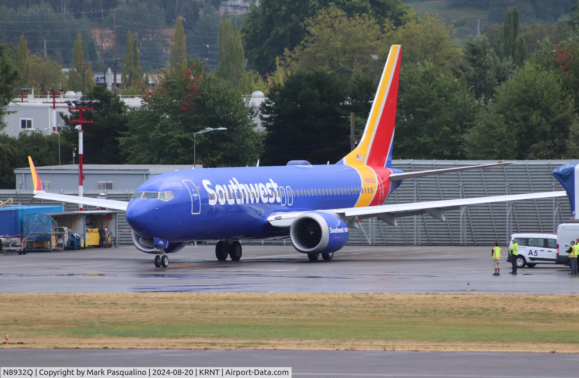 N8932Q, 2024 Boeing 737-8 MAX C/N 42601, Boeing 737-8 MAX