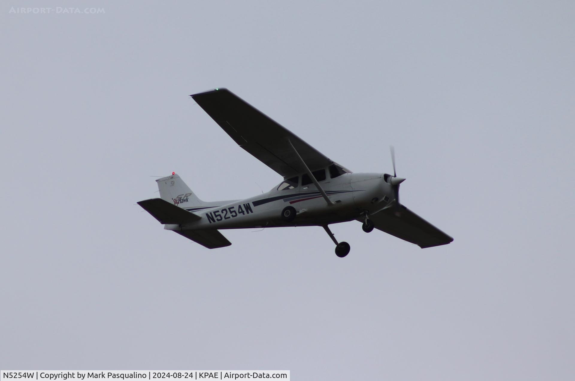 N5254W, 2002 Cessna 172S C/N 172S9207, Cessna 172S